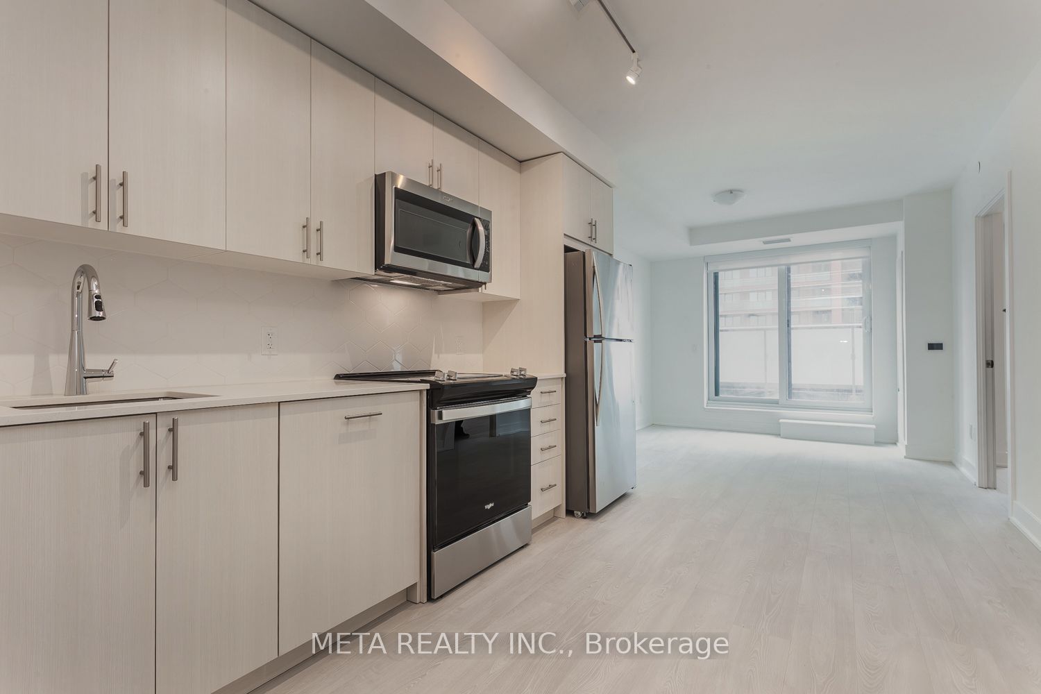 2545 Simcoe Street N 322, Oshawa, ON L1L 0W3 photo 3