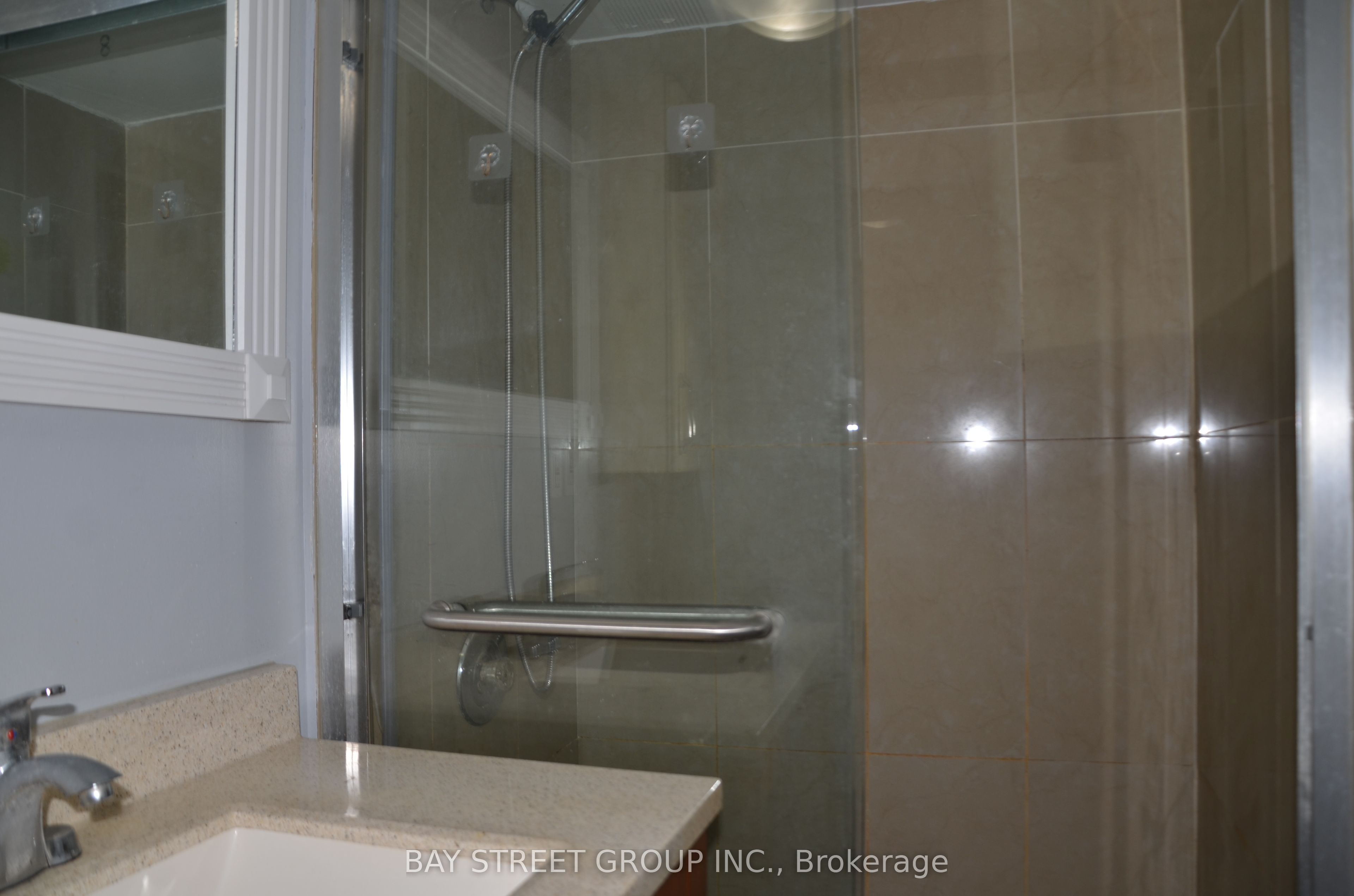 58 Alanbull Square, Toronto, ON M1V 4M1 photo 3