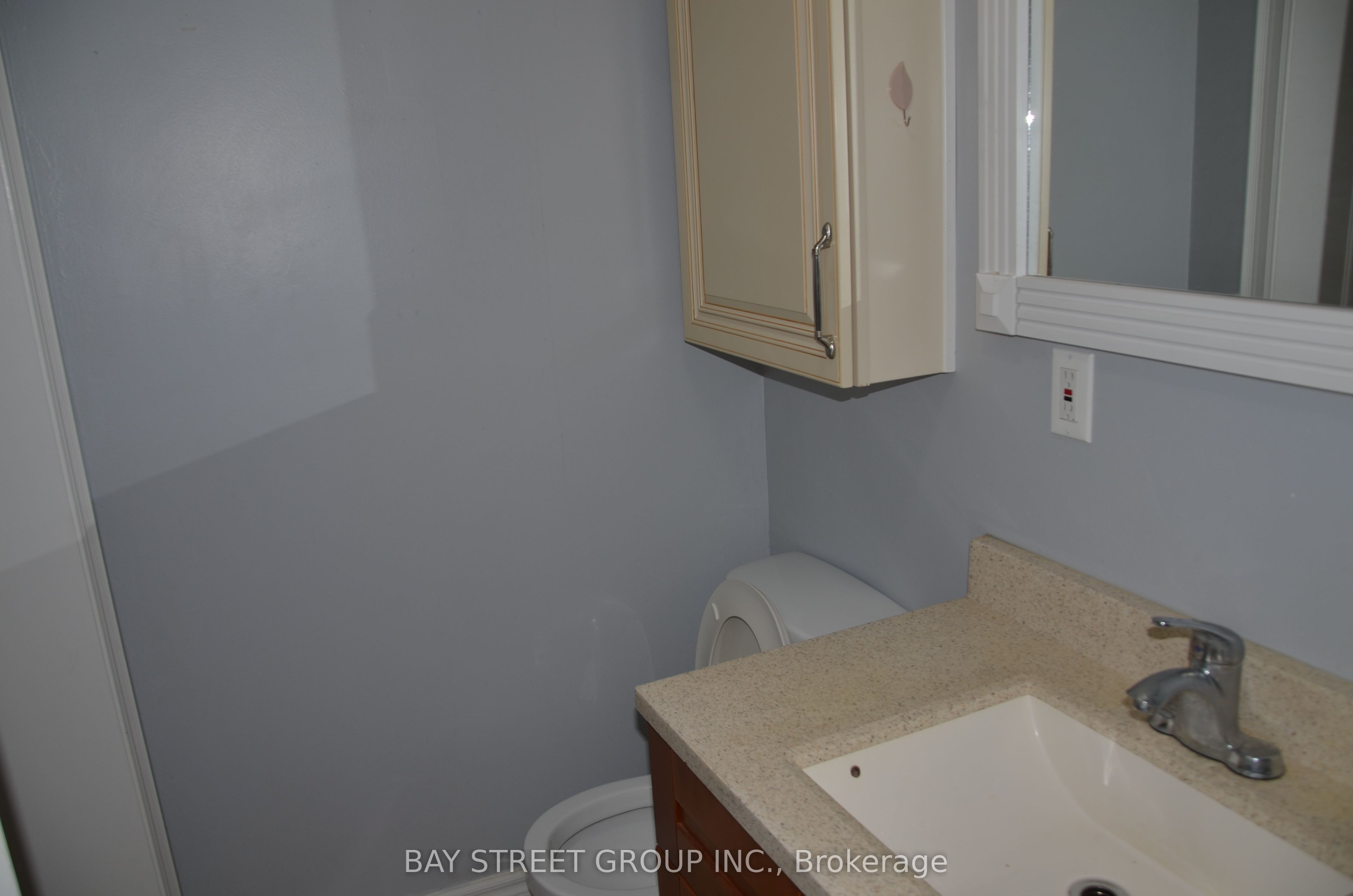 58 Alanbull Square, Toronto, ON M1V 4M1 photo 4