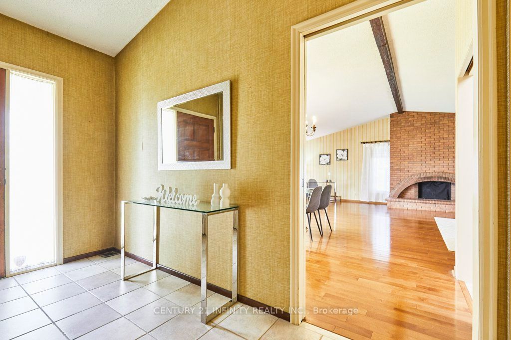1 Goodland Gate, Toronto, ON M1S 1V4 photo 4