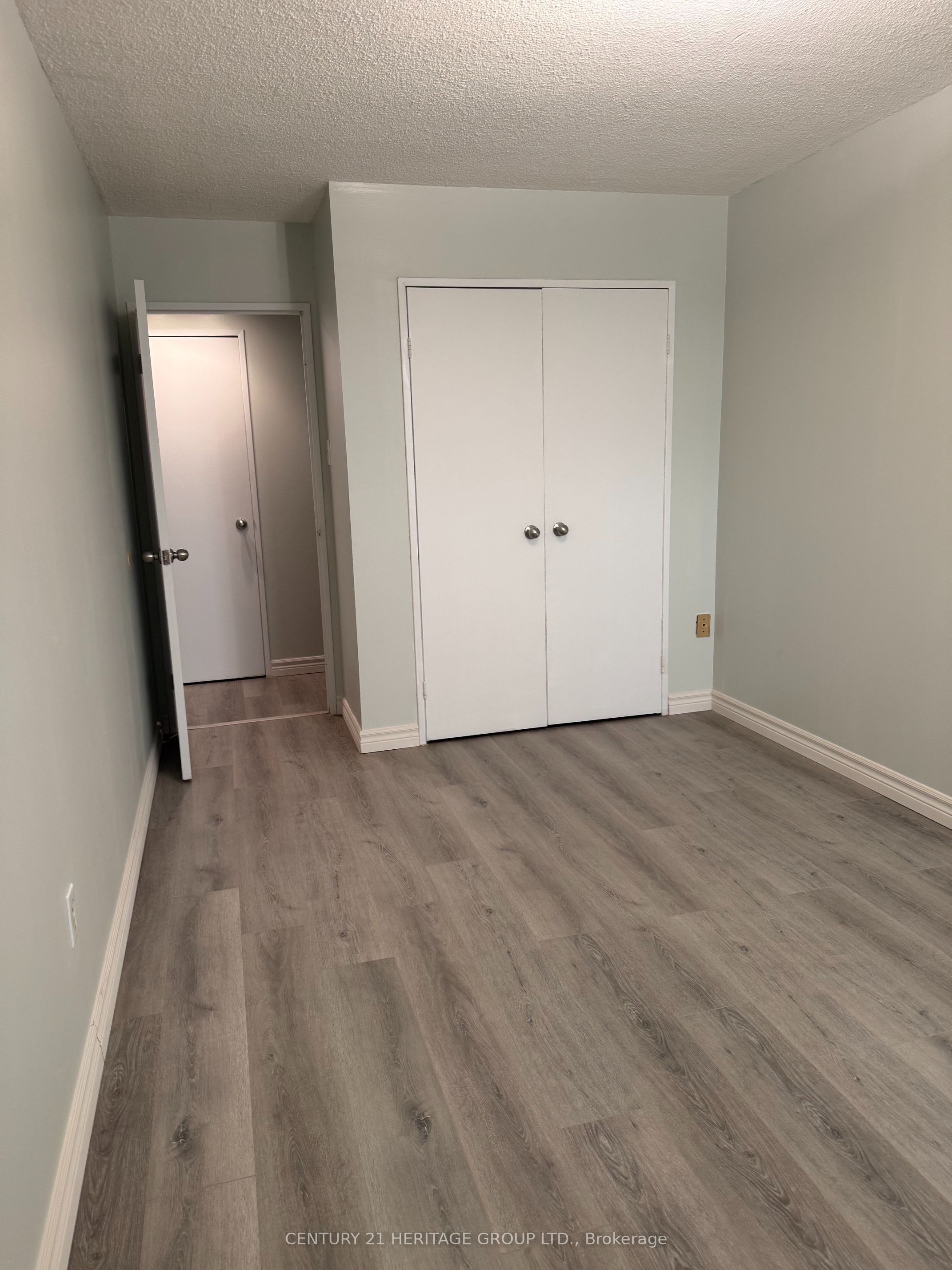 1950 Kennedy Road 1202, Toronto, ON M1P 4S9 photo 5