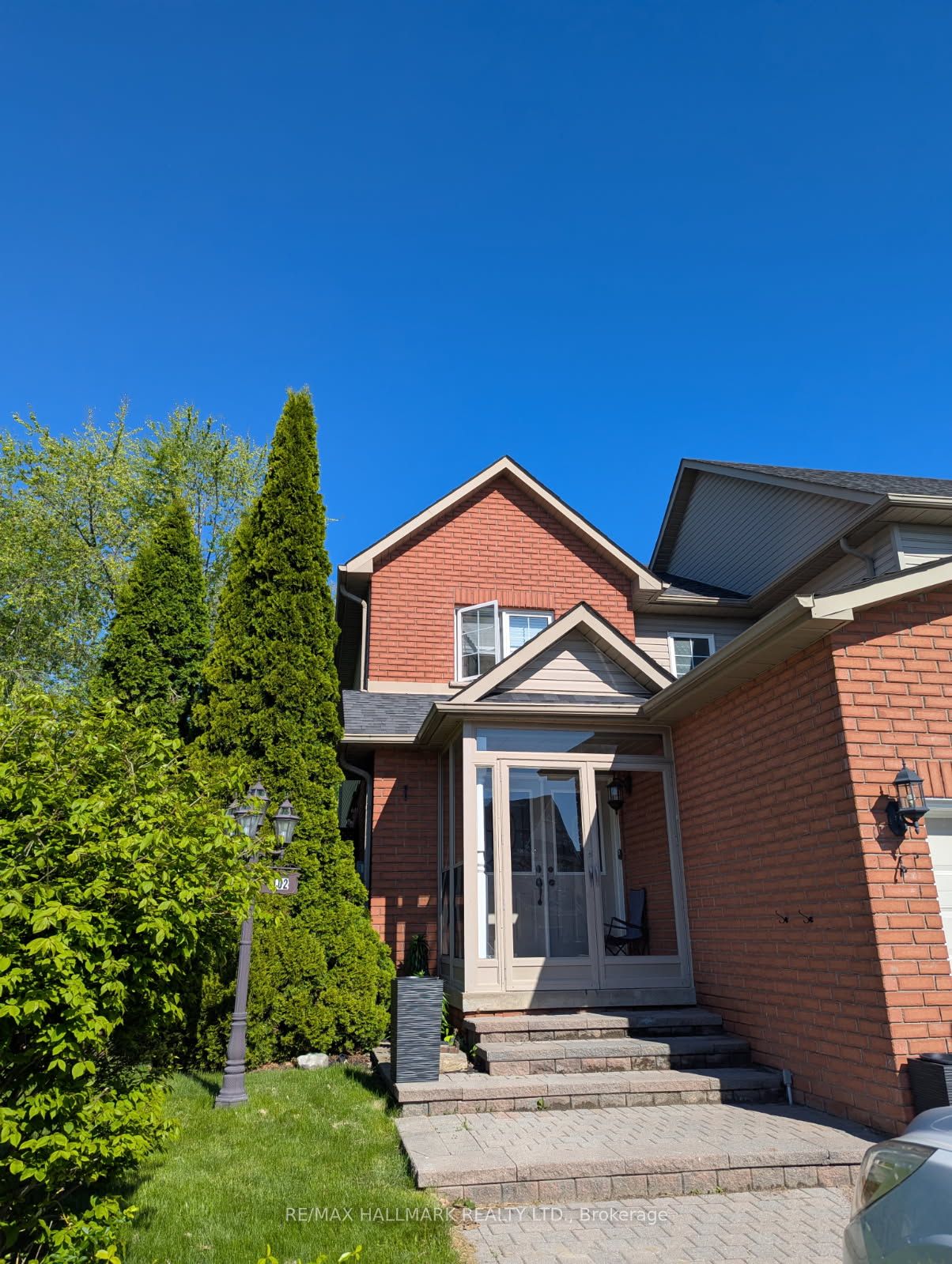 102 Richfield Square, Clarington, ON L1E 3G4