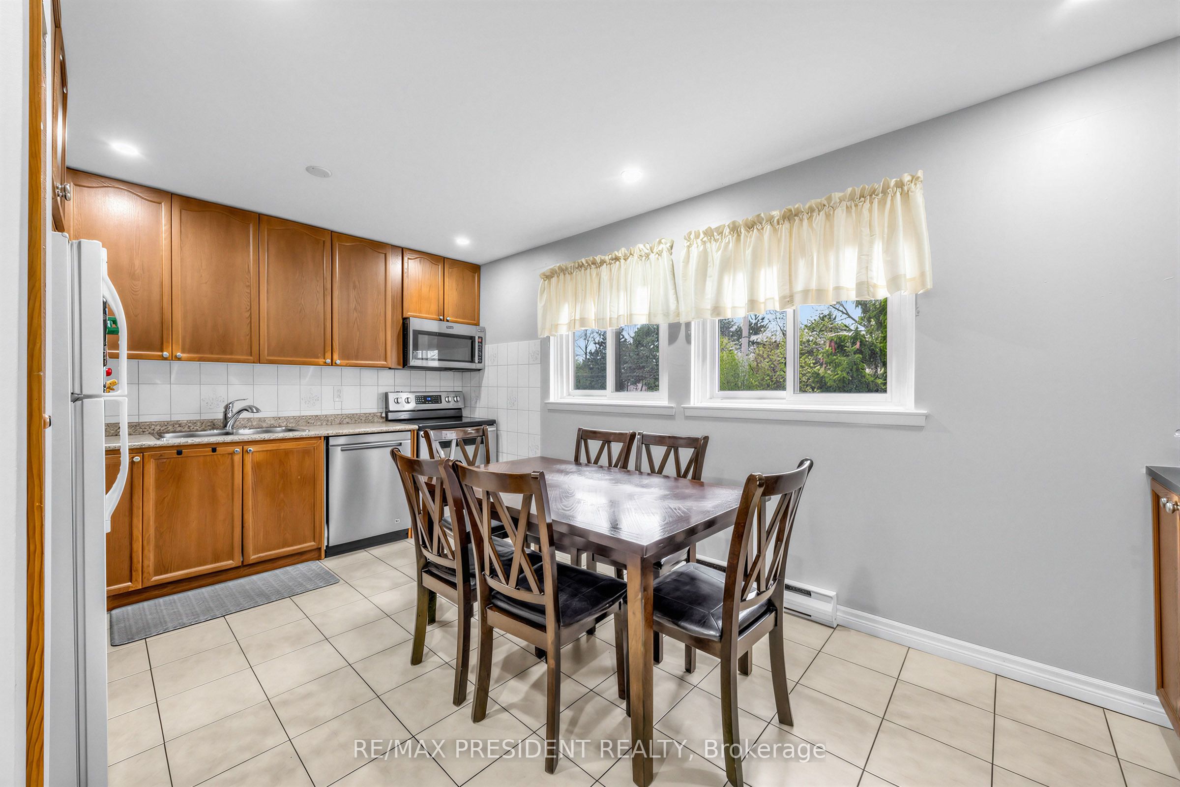 120 Murison Boulevard 20, Toronto, ON M1B 2V6 photo 5
