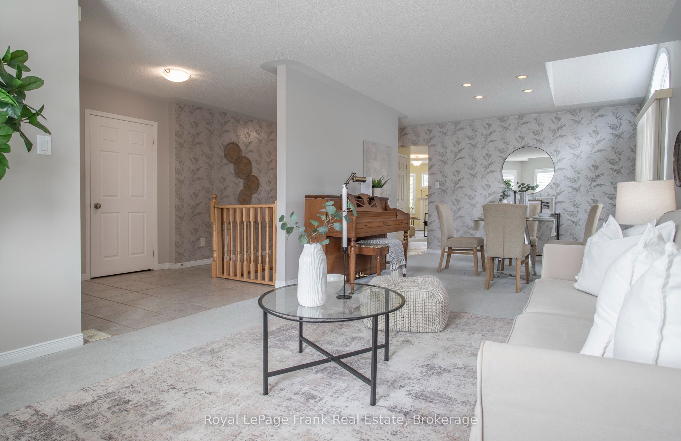 1477 Greenvalley Trail, Oshawa, ON L1K 2N5 photo 4
