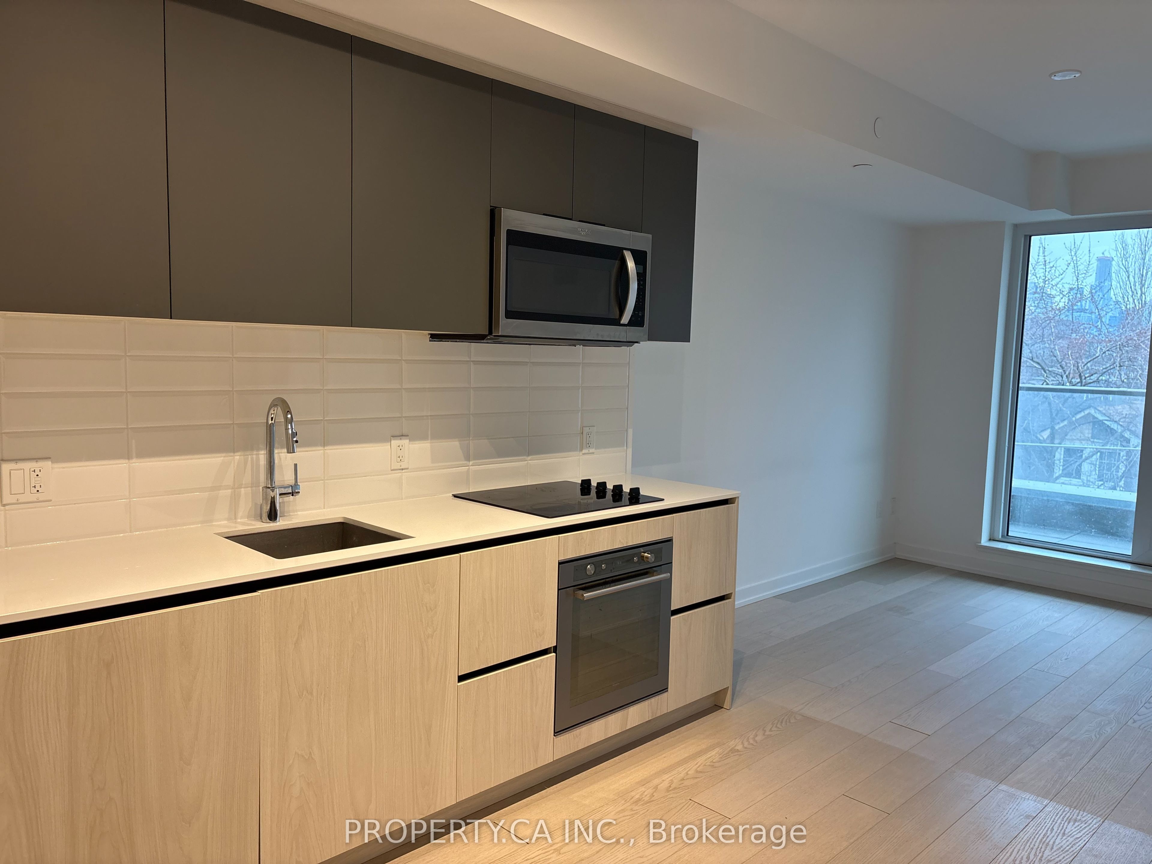 150 Logan Avenue 413, Toronto, ON M4M 0E4