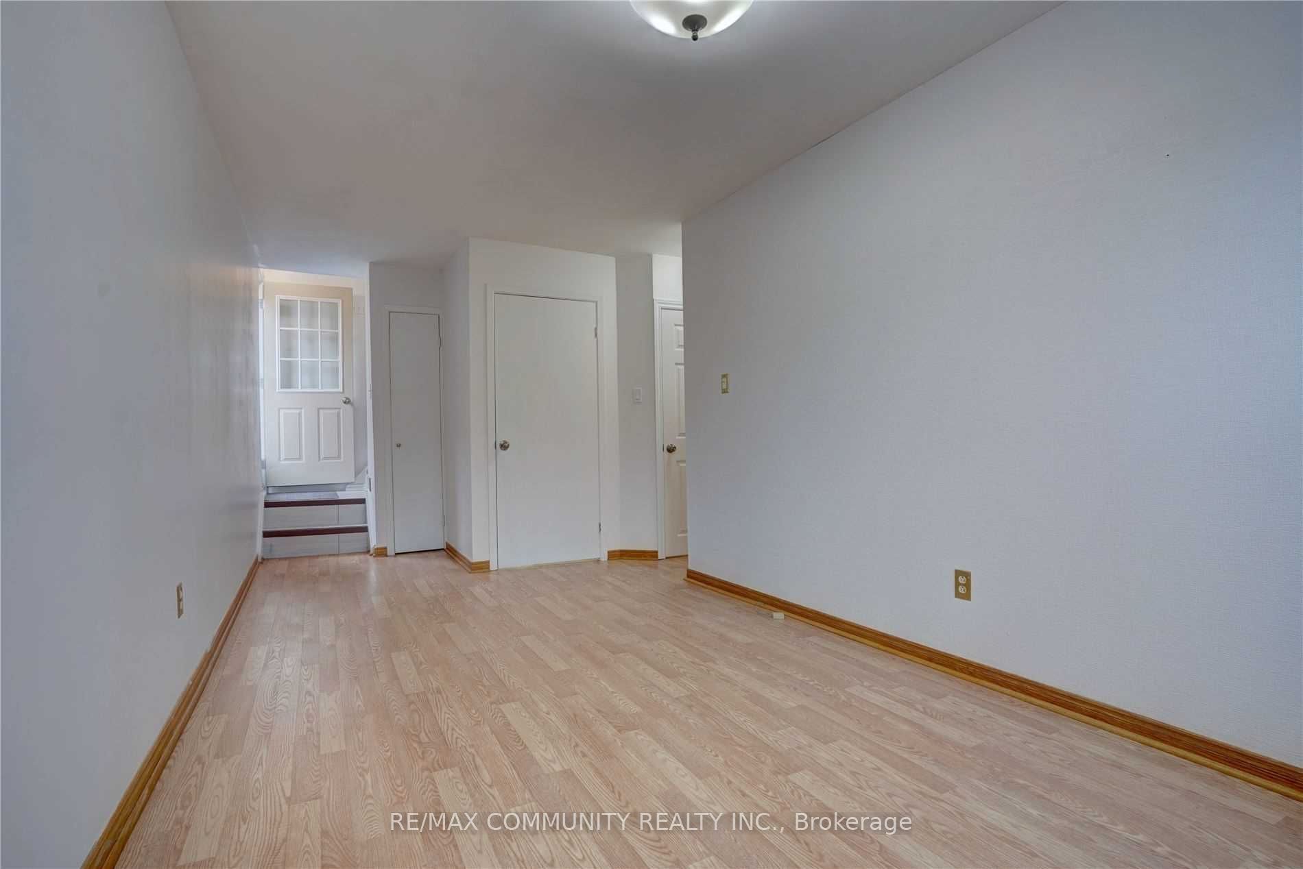 435 Maplewood Drive, Oshawa, ON L1G 5R7 photo 3
