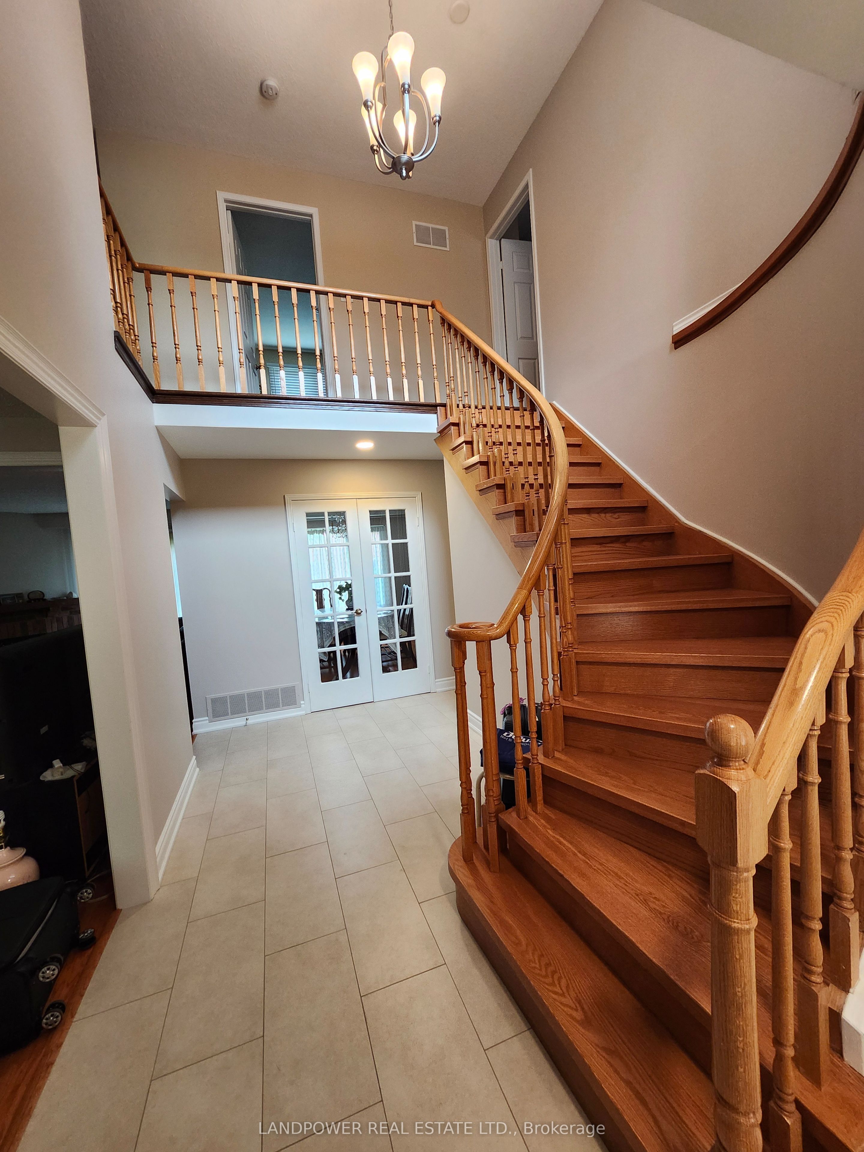 79 Coverdale Crescent, Toronto, ON M1V 2S6 photo 2