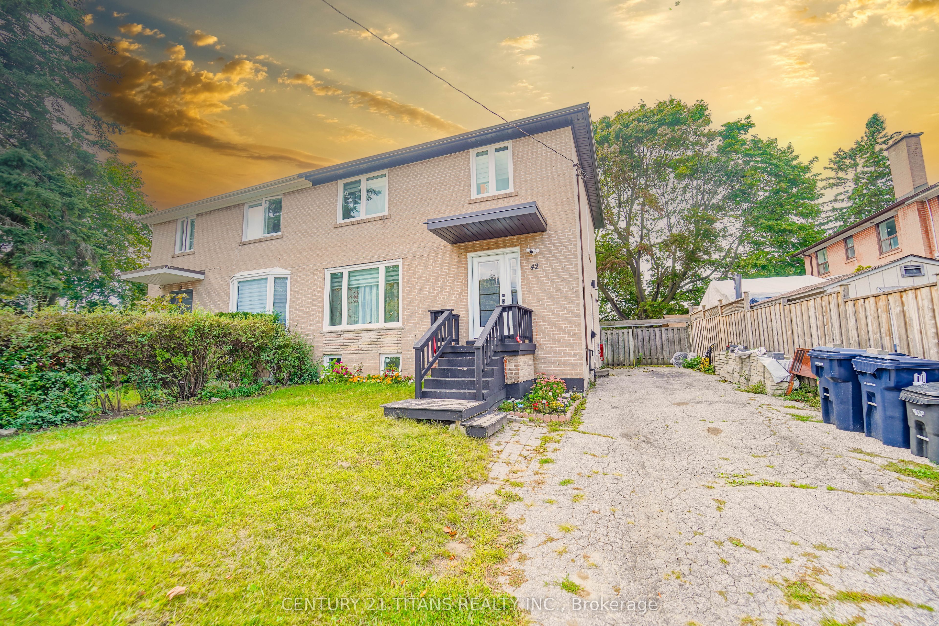 42 Pixley Crescent, Toronto, ON M1E 3G6 photo 4