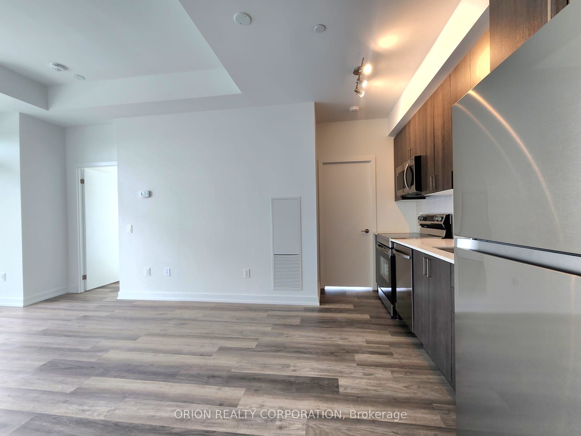 1455 Celebration Drive 2608, Pickering, ON L1W 0C3 photo 3