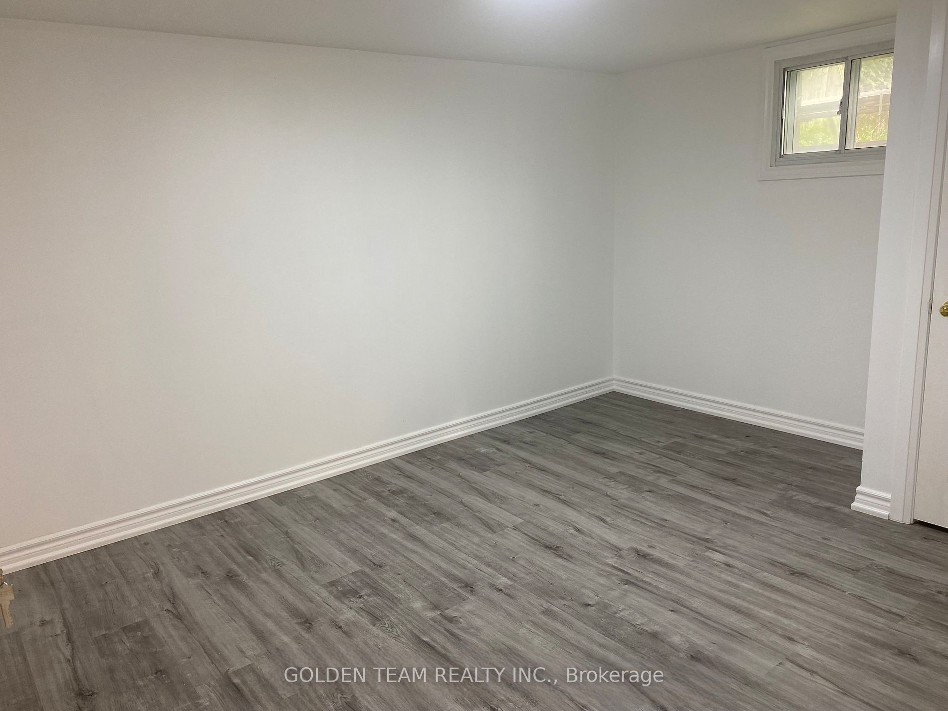 21 Canham Crescent BSMT, Toronto, ON M1S 2H7 photo 5
