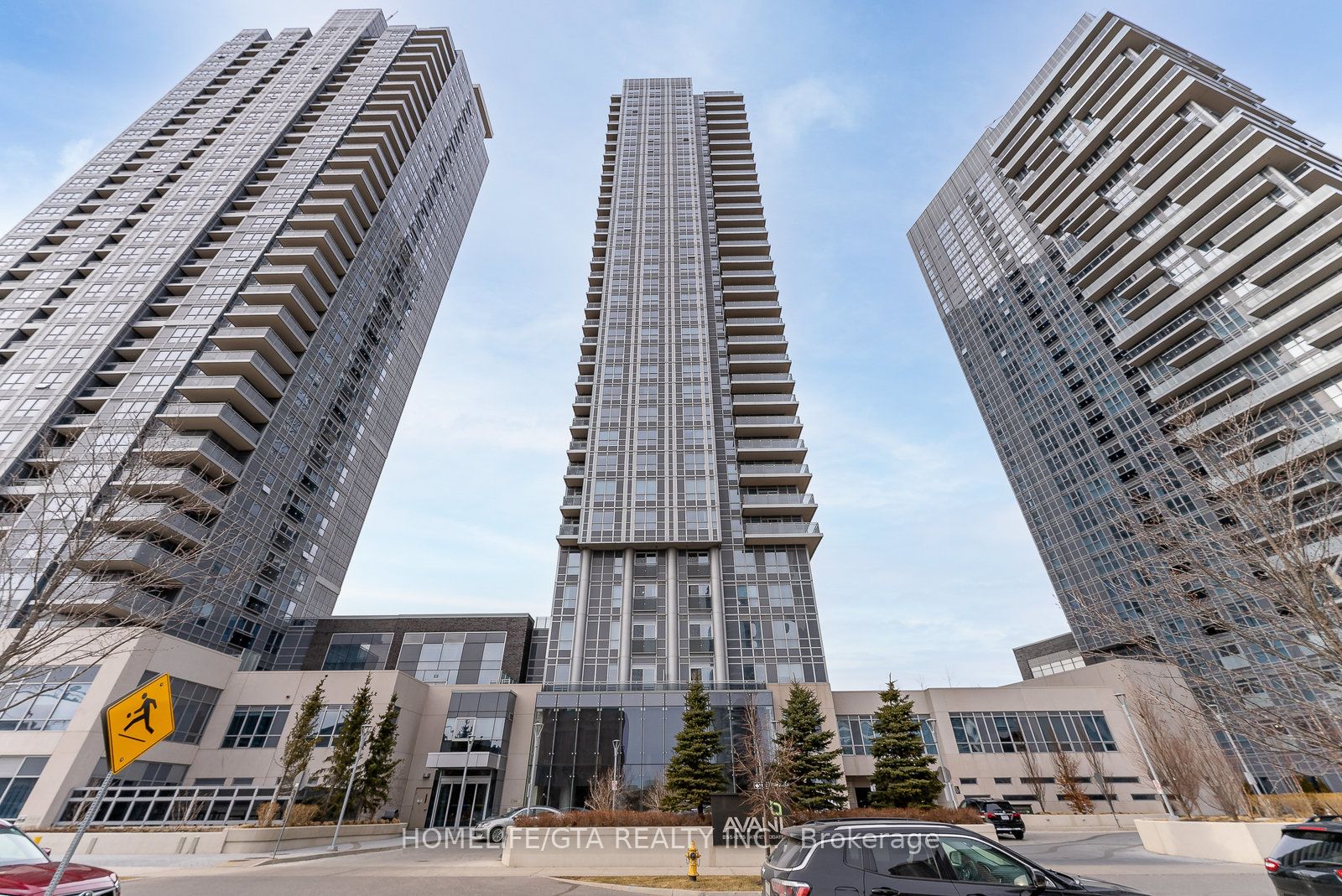 255 Village Green Square 707, Toronto, ON M1S 0L7