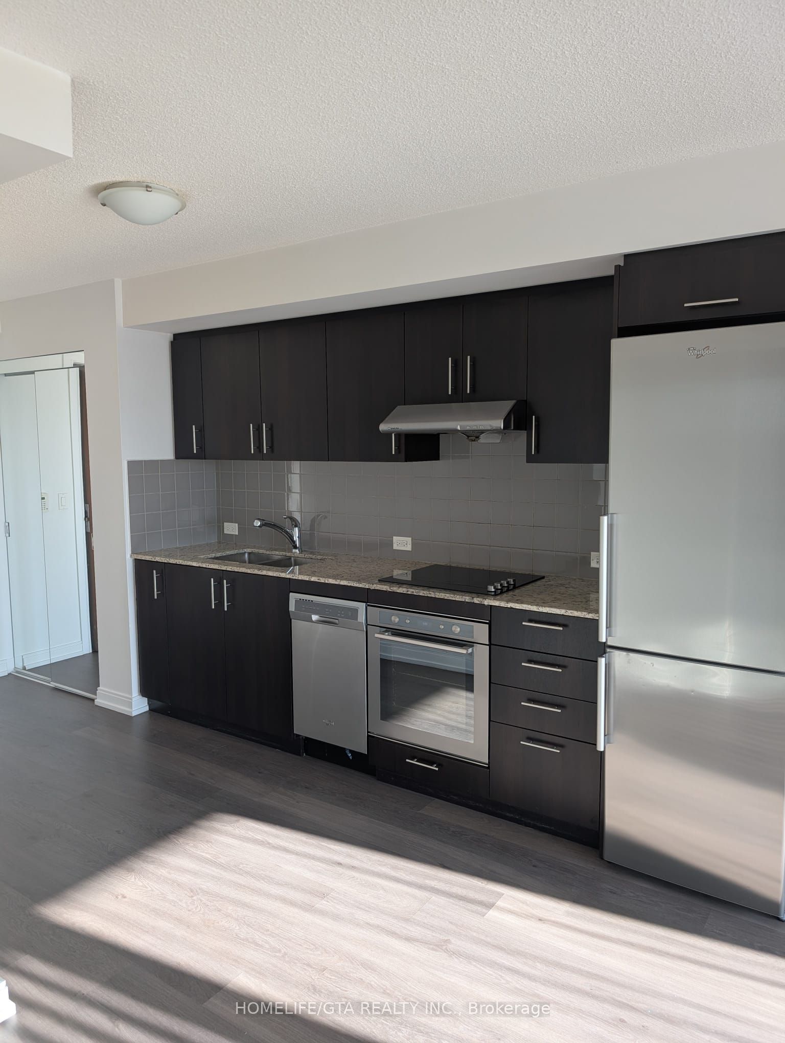 255 Village Green Square 707, Toronto, ON M1S 0L7 photo 4