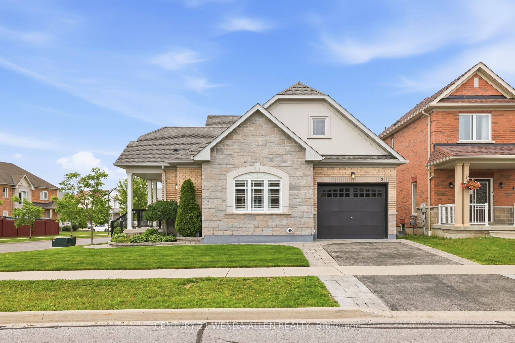 2 Rushlands Crescent, Whitby, ON L1R 0M7 photo 3