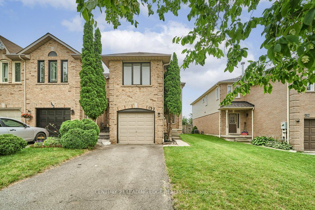 137 Timber Mill Avenue, Whitby, ON L1R 2H3 photo 3