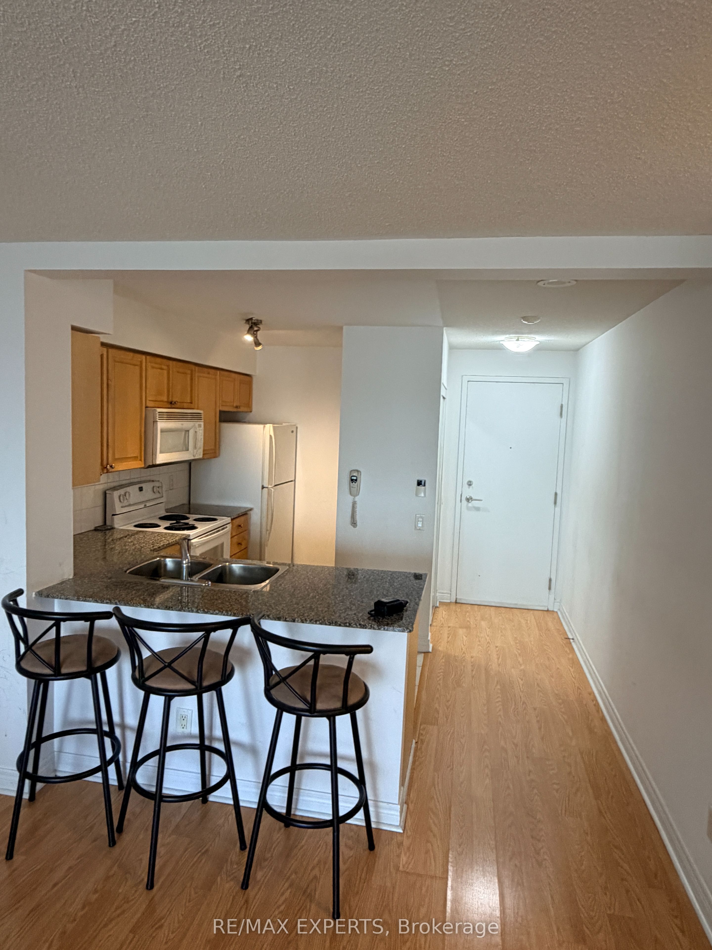 83 Borough Drive 701, Toronto, ON M1P 5E4