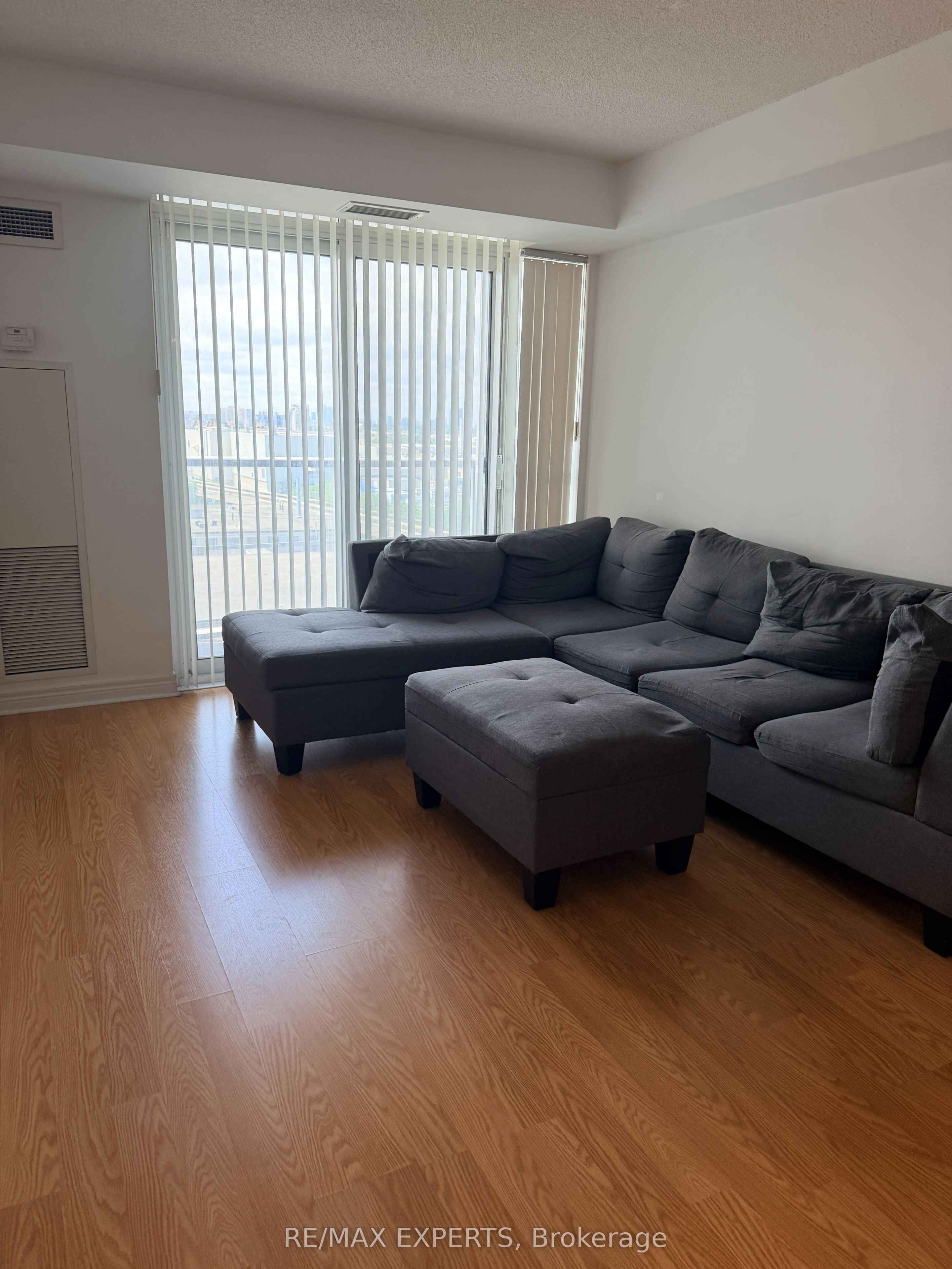 83 Borough Drive 701, Toronto, ON M1P 5E4 photo 4