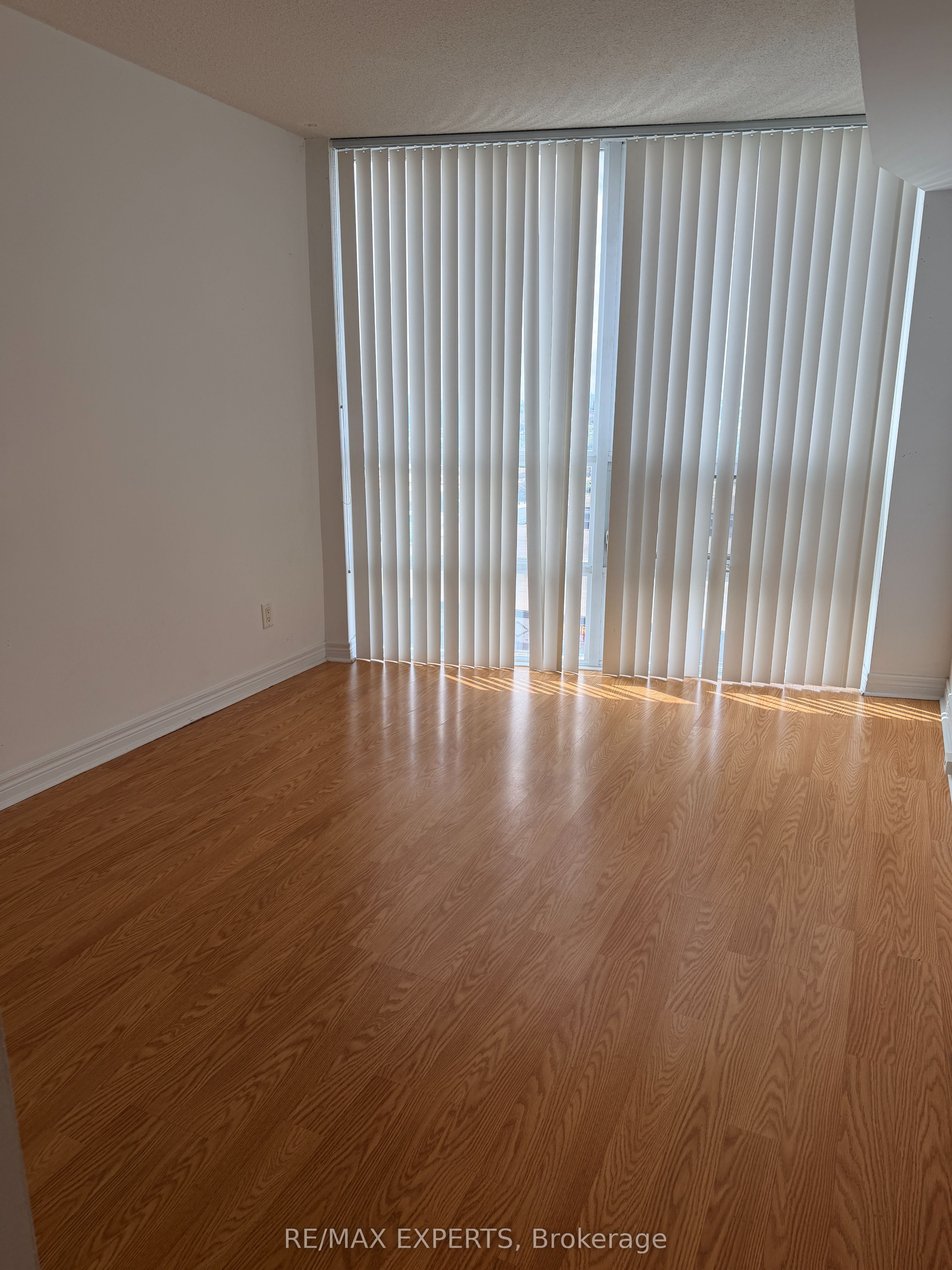 83 Borough Drive 701, Toronto, ON M1P 5E4 photo 5