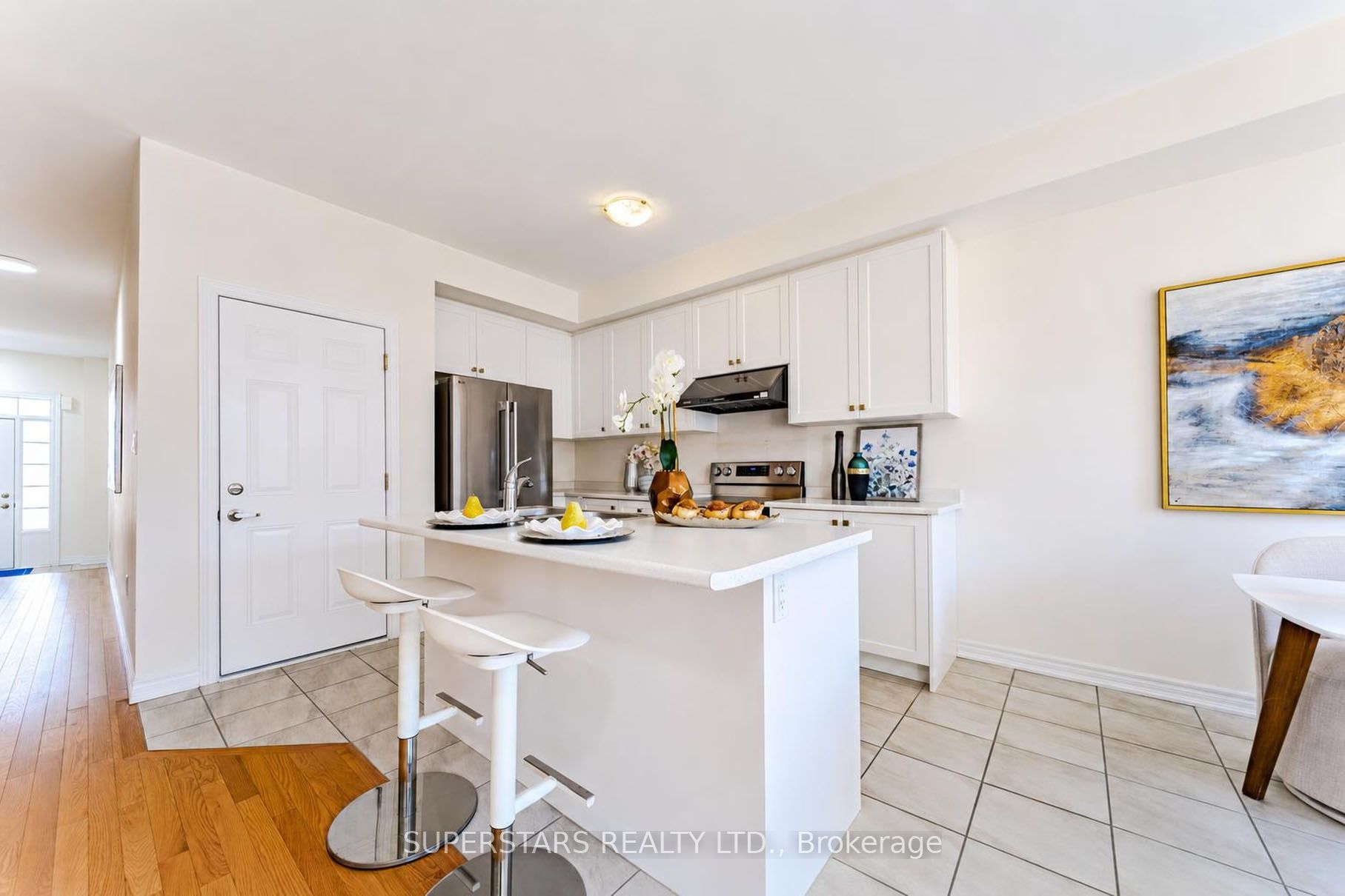 919 Elizabeth Mackenzie Drive, Pickering, ON L1X 0P5 photo 5