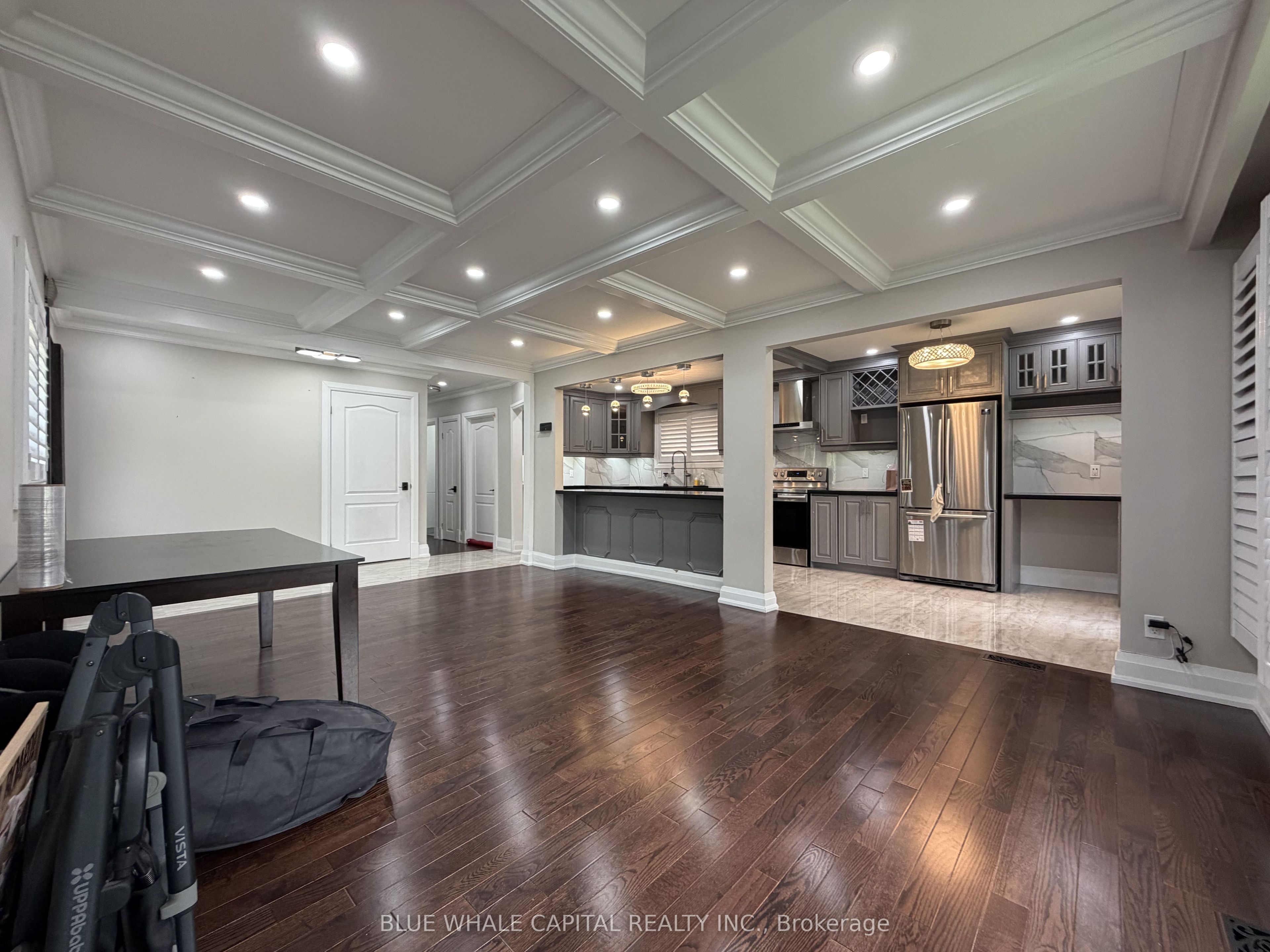 44 Tordale Crescent Main, Toronto, ON M1P 3X7 photo 5