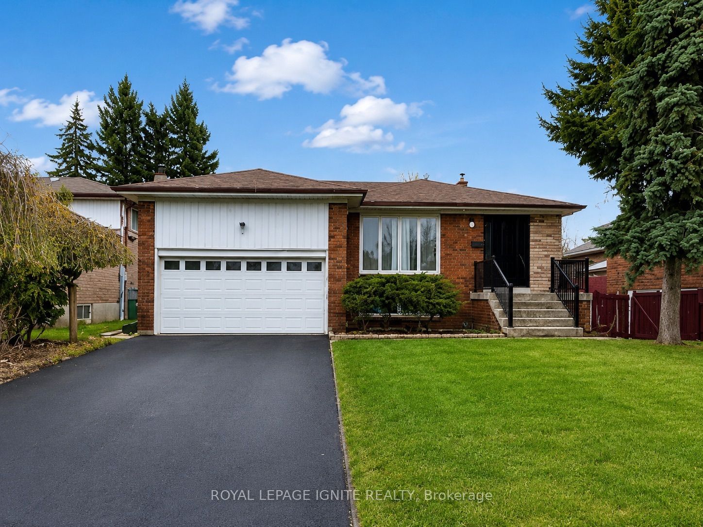7 Briarbluff Avenue, Toronto, ON M1E 3H2 photo 2