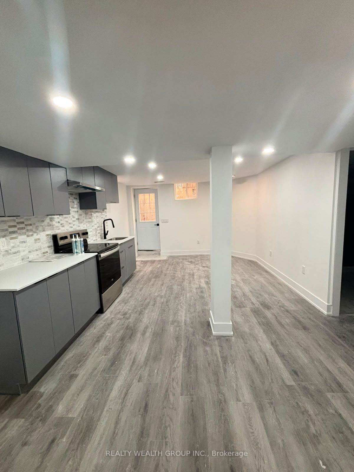 13 Brider Crescent BSMT, Ajax, ON L1Z 0M3 photo 3