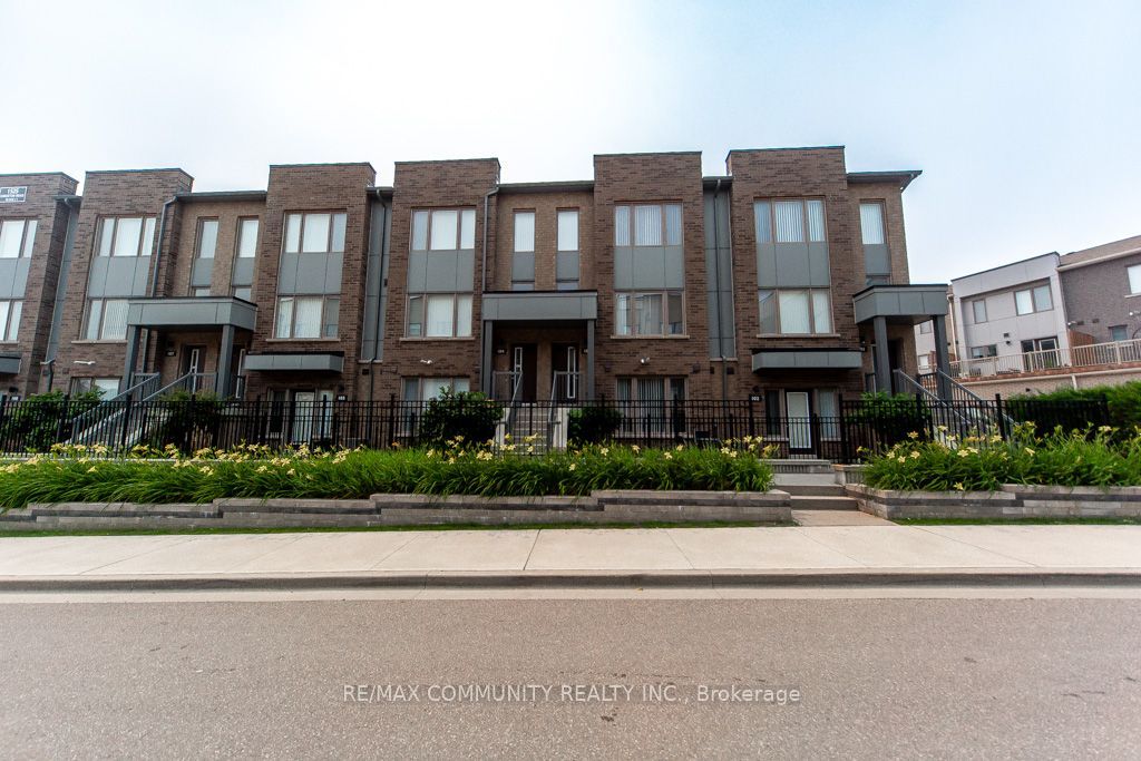 1525 Kingston Road 103, Pickering, ON L1V 0E9