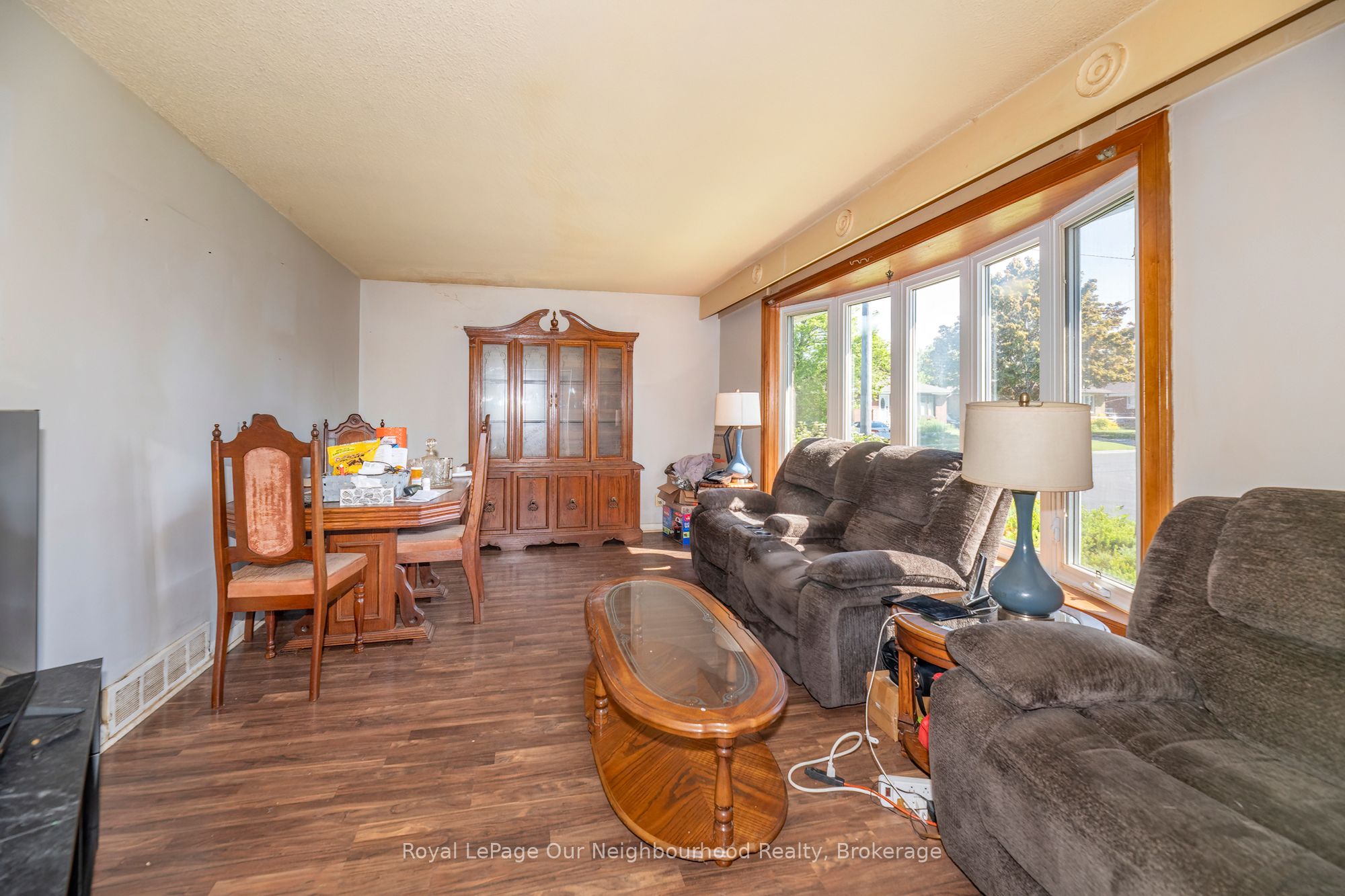 1500 Lakeside Street, Oshawa, ON L1J 3Y3 photo 3