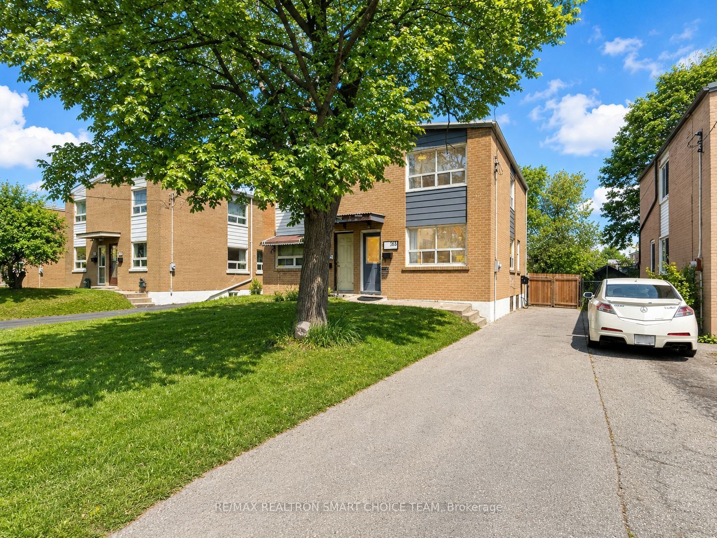 783 Birchmount Road, Toronto, ON M1K 1R7 photo 4