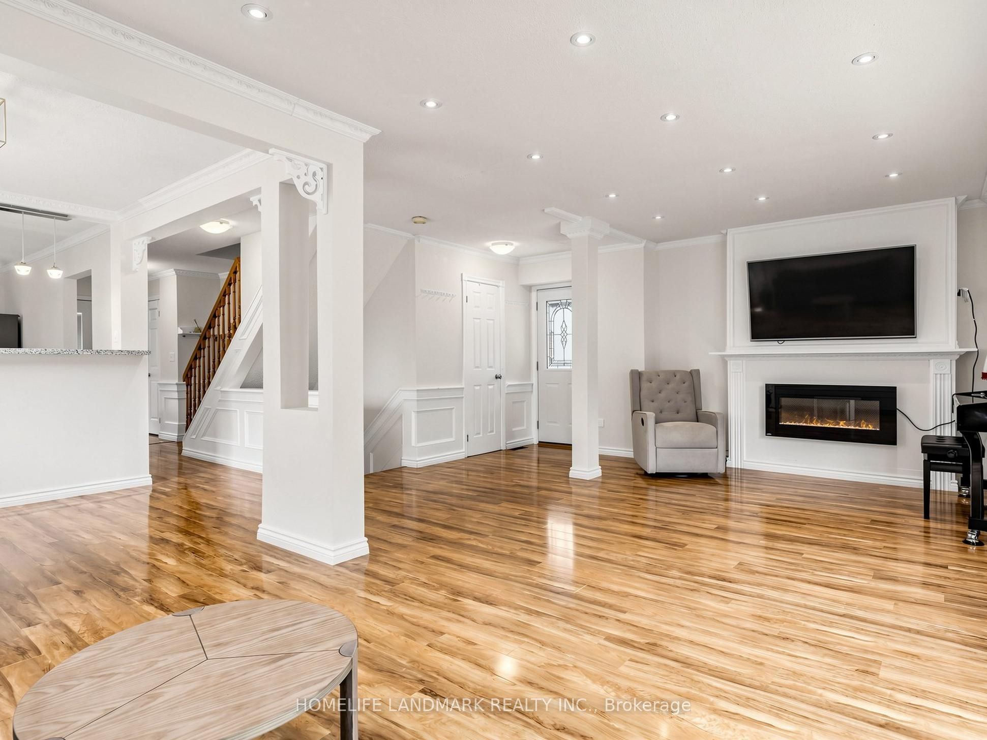 662 Merlin Court, Oshawa, ON L1K 1M3 photo 4