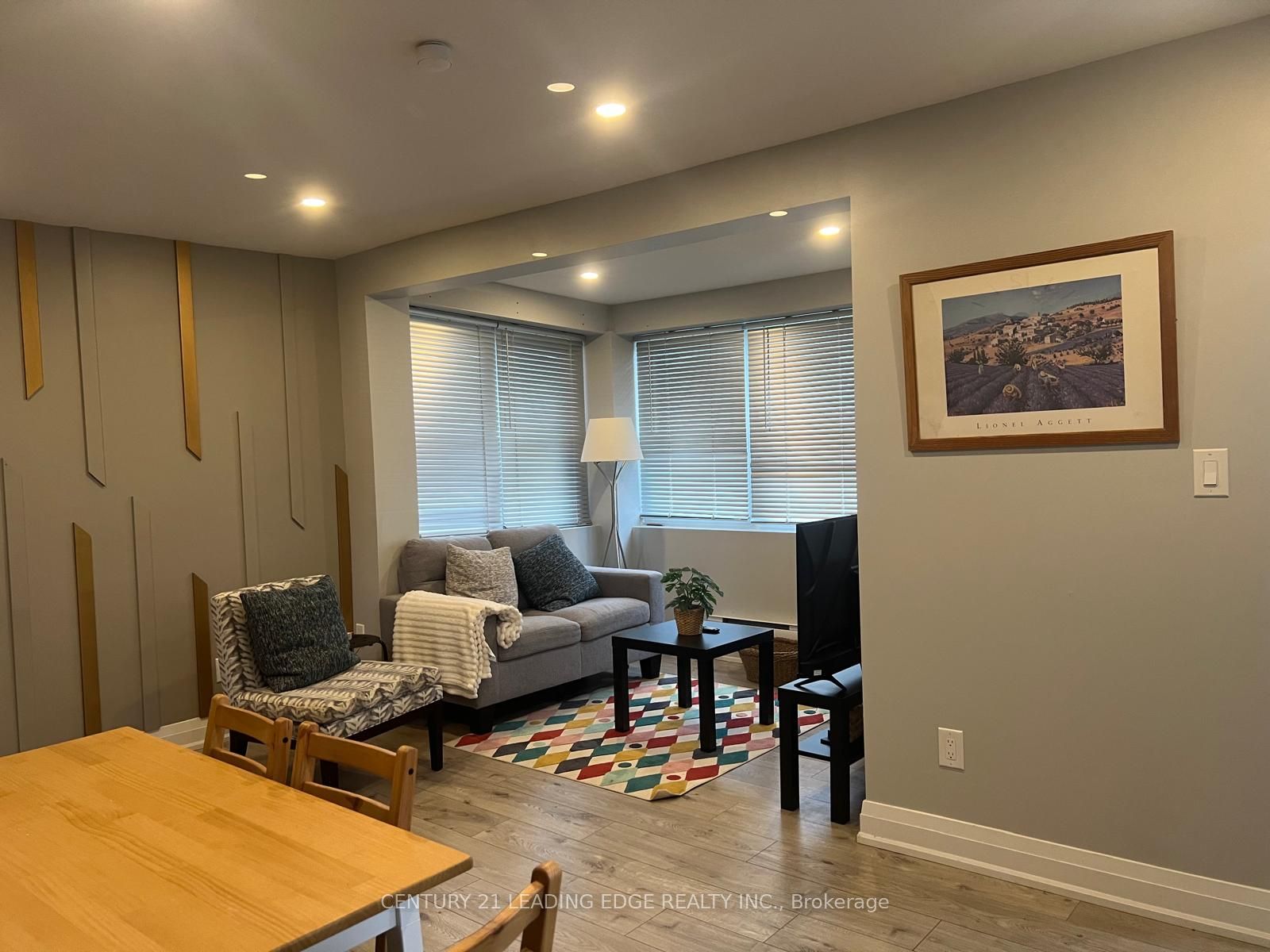 15 Westbrook Avenue, Toronto, ON M4C 2G1 photo 5
