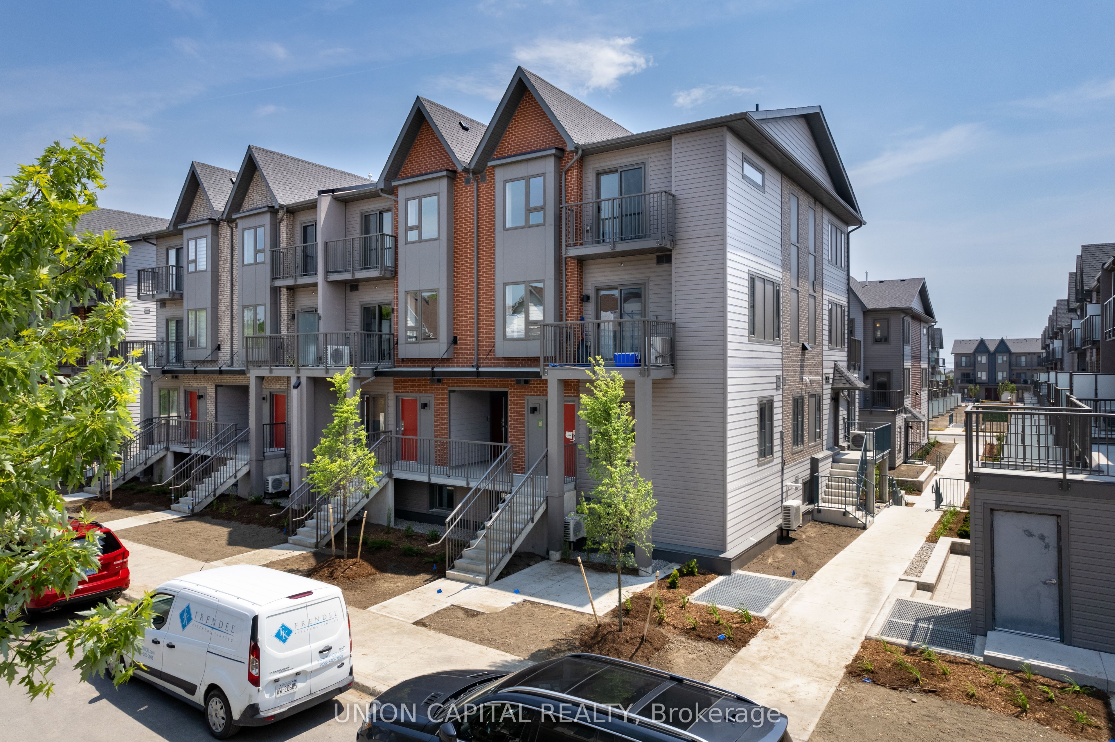 2635 William Jackson Drive 1212, Pickering, ON L1X 0L6 photo 2