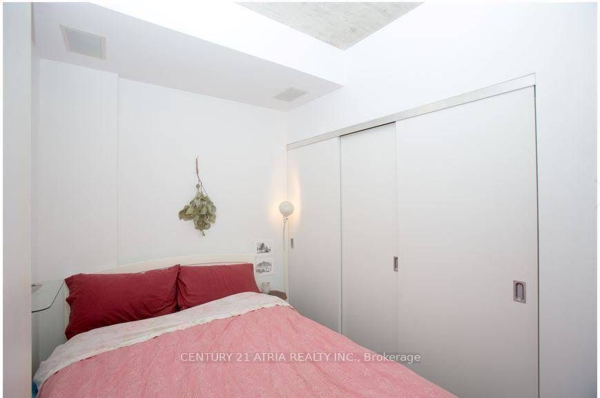 630 Queen Street 204, Toronto, ON M4M 1G3 photo 5