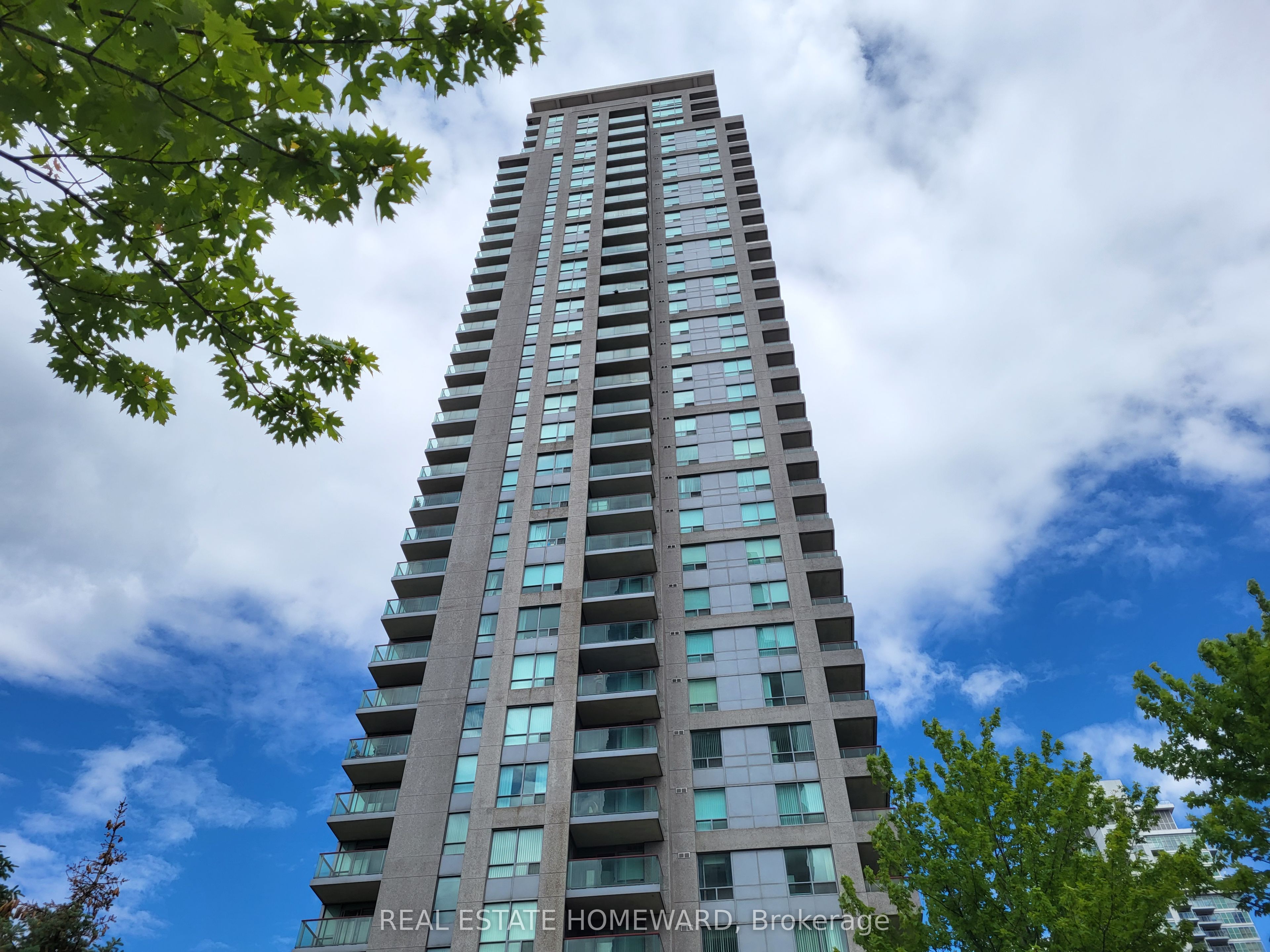 60 Brian Harrison Way 1808, Toronto, ON M1P 5J5