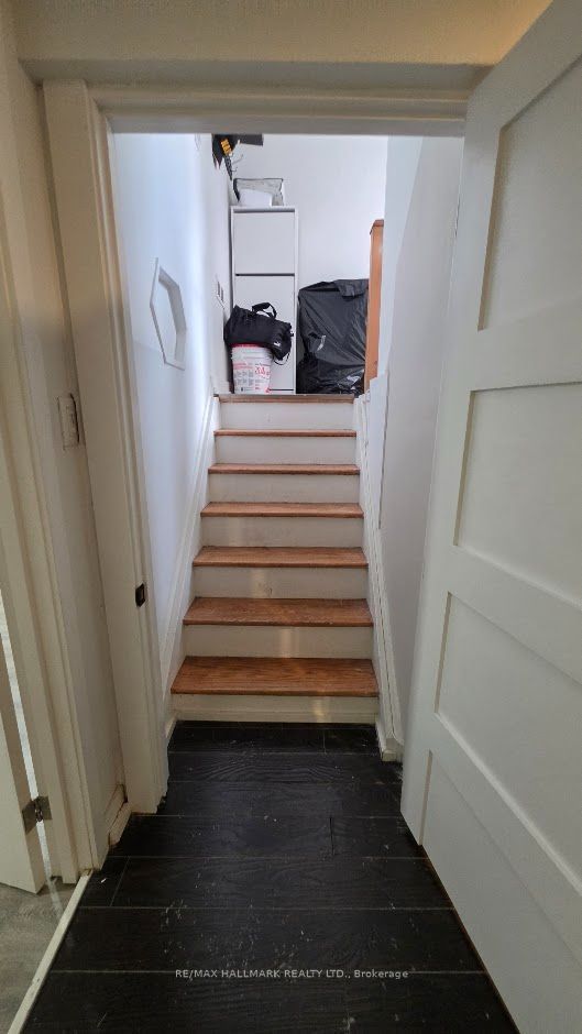 888 Krosno Boulevard, Pickering, ON L1W 1H4 photo 5