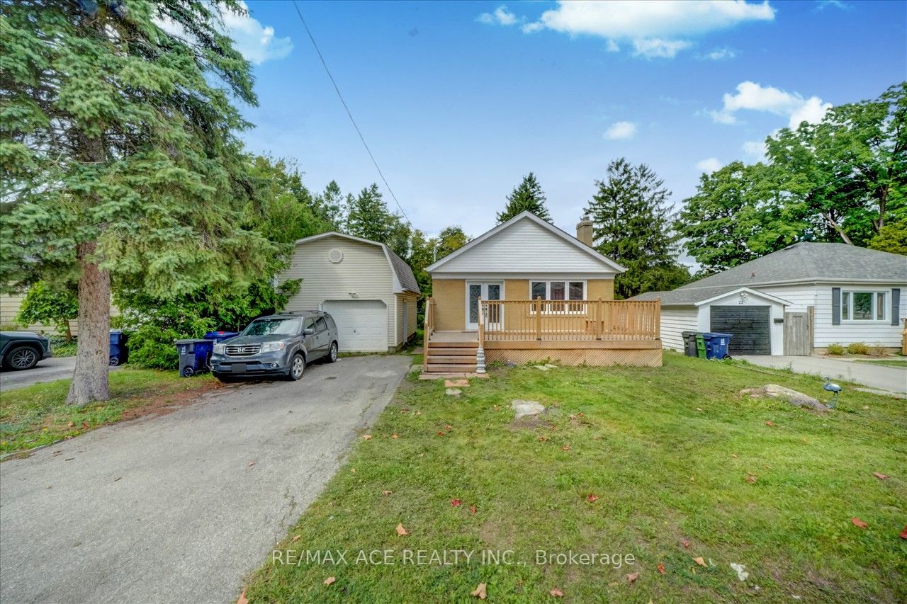 20 Martindale Road, Toronto, ON M1M 2B7 photo 2