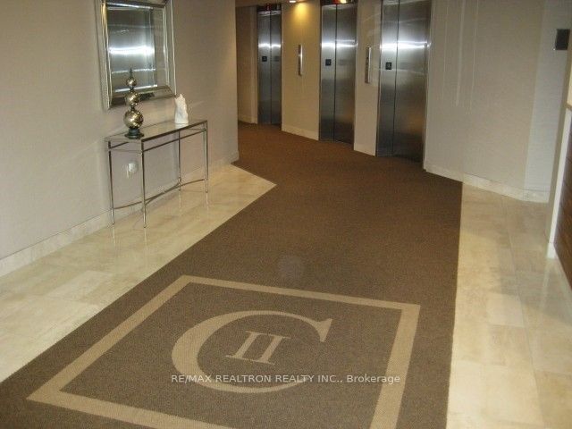 20 Dean Park Road 817, Toronto, ON M1B 3G9 photo 2