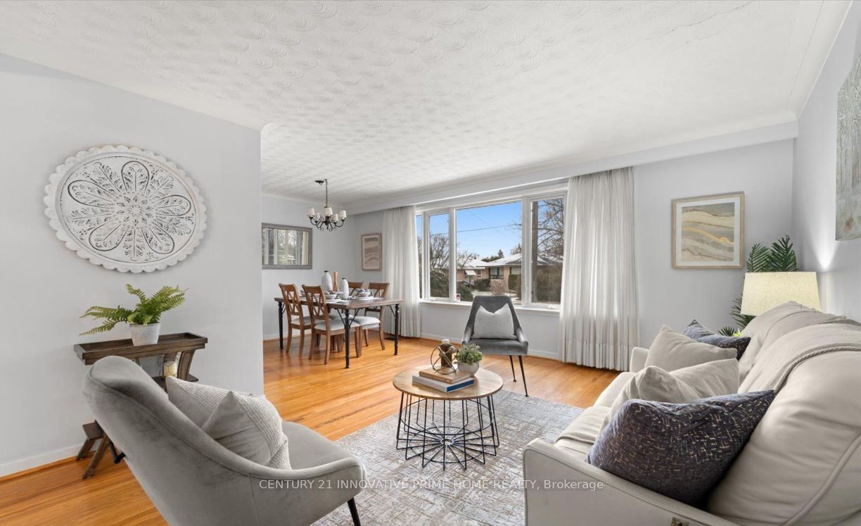 20 Hurley Crescent Main, Toronto, ON M1P 4H4 photo 5