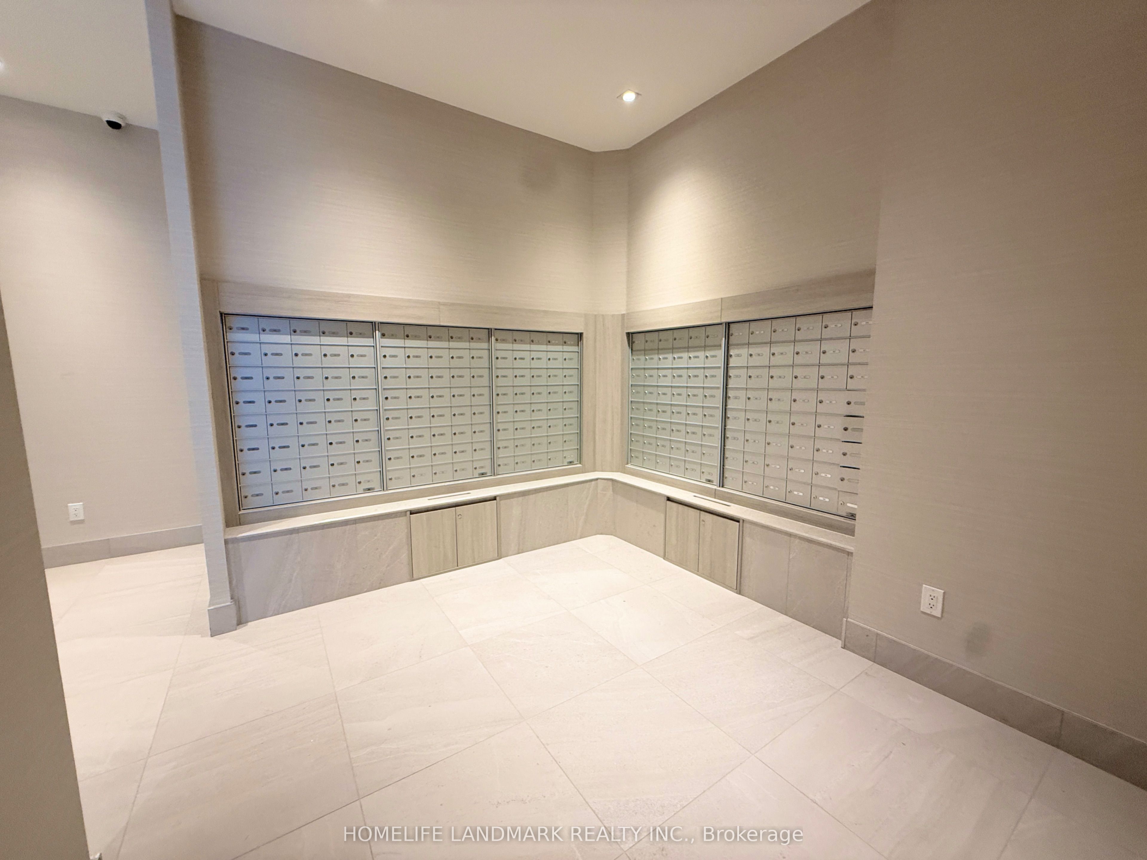 20 Deans Drive 619, Toronto, ON M1L 0J7 photo 3