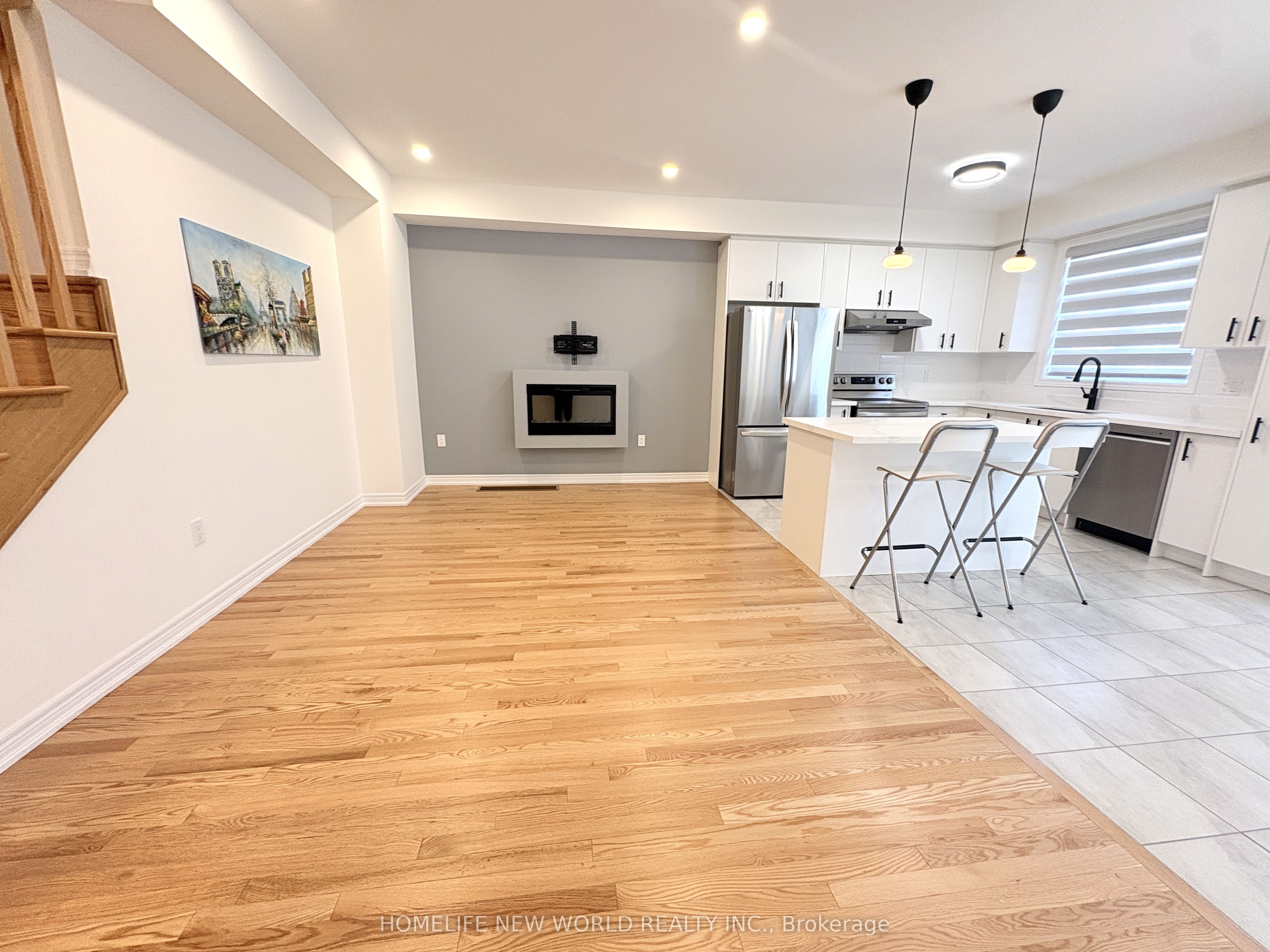 966 CORMORANT Path, Pickering, ON L1X 0P5 photo 3