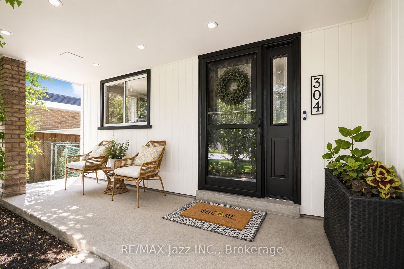 304 Annes Street, Whitby, ON L1N 5V6 photo 4