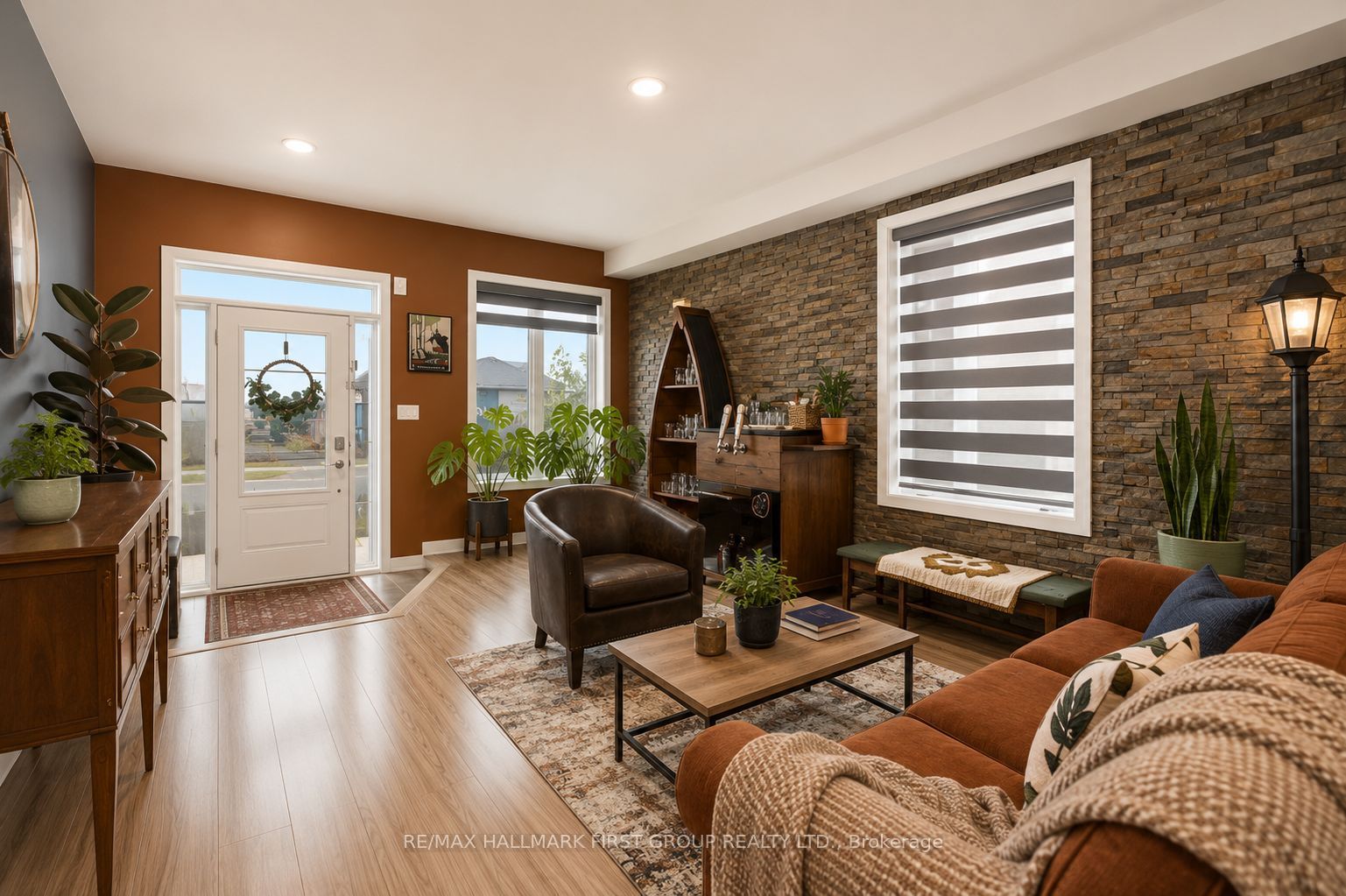 142 Vanier Street, Whitby, ON L1R 3J8 photo 3