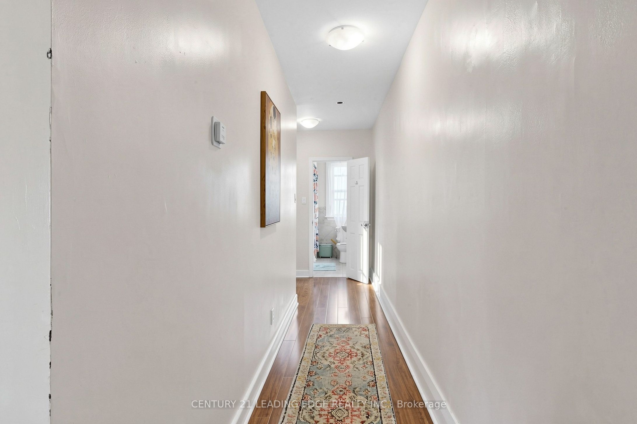 395 Rhodes Avenue, Toronto, ON M4L 3A6 photo 5