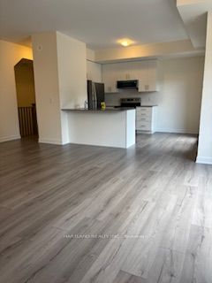 1695 Dersan Street 902, Pickering, ON L1X 0S9 photo 3