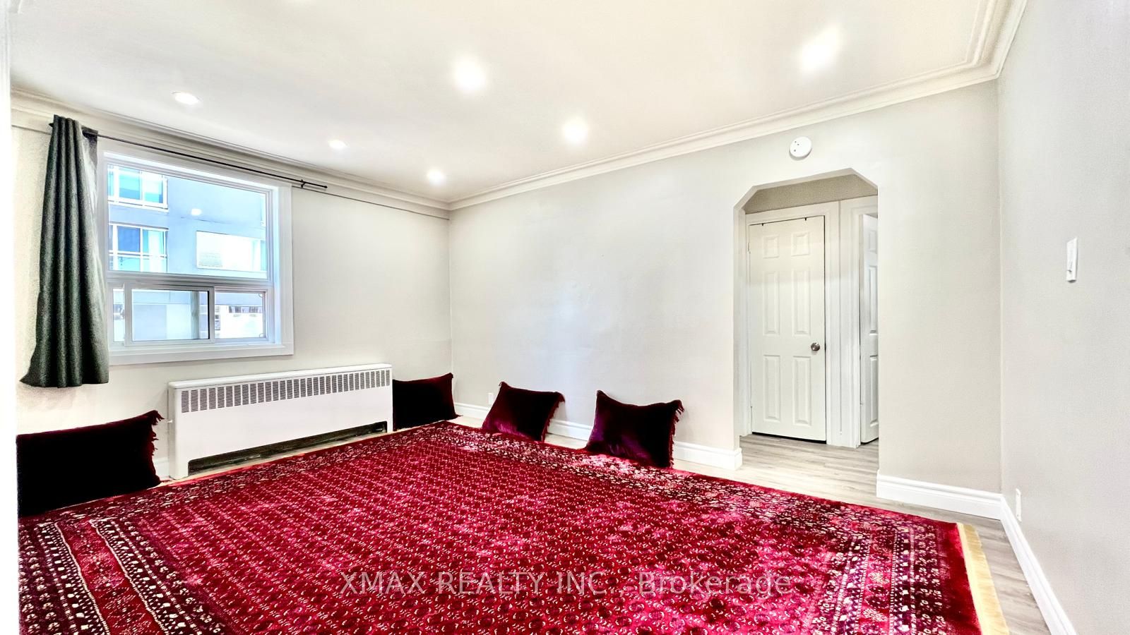 37 Prince Street # 2, Oshawa, ON L1G 1A2 photo 5
