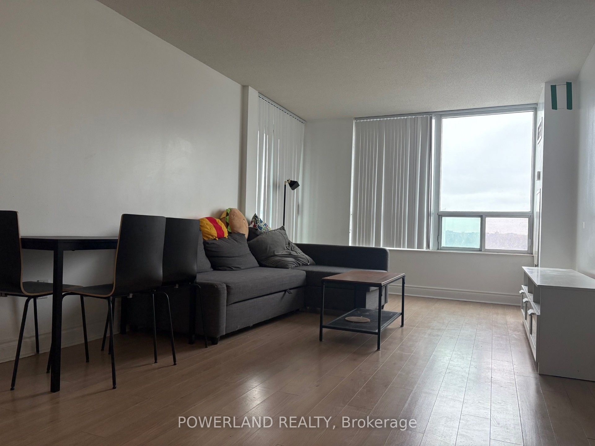 50 Brian Harrison Way 602, Toronto, ON M1P 5J4 photo 2
