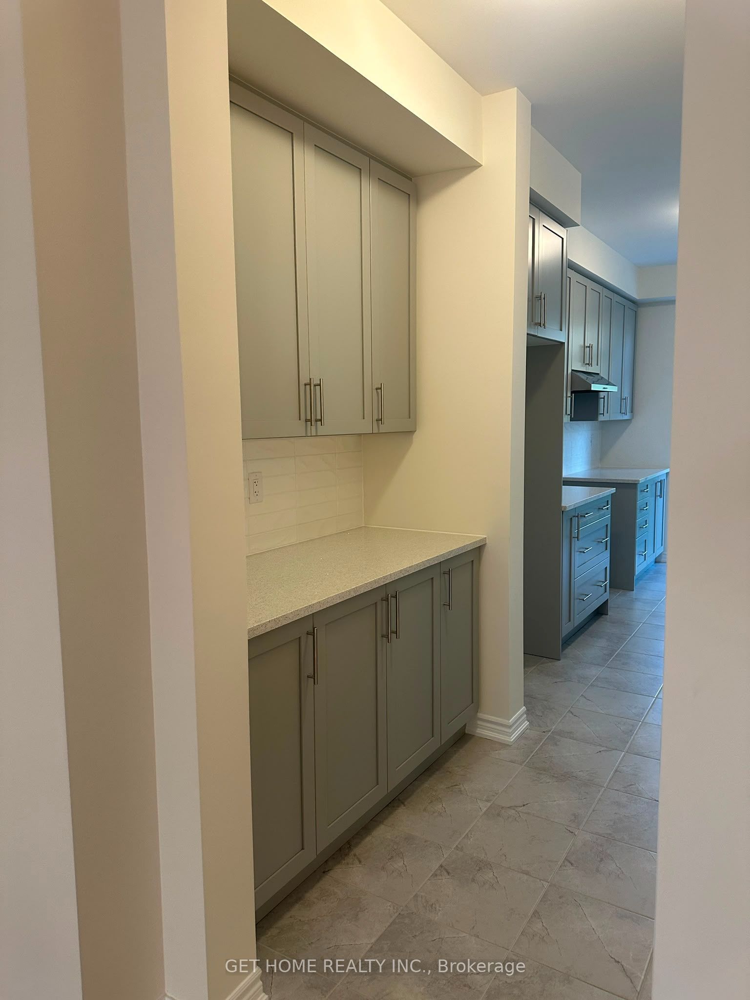 73 Paradise Way Road #2, Whitby, ON L1P 0S2 photo 5
