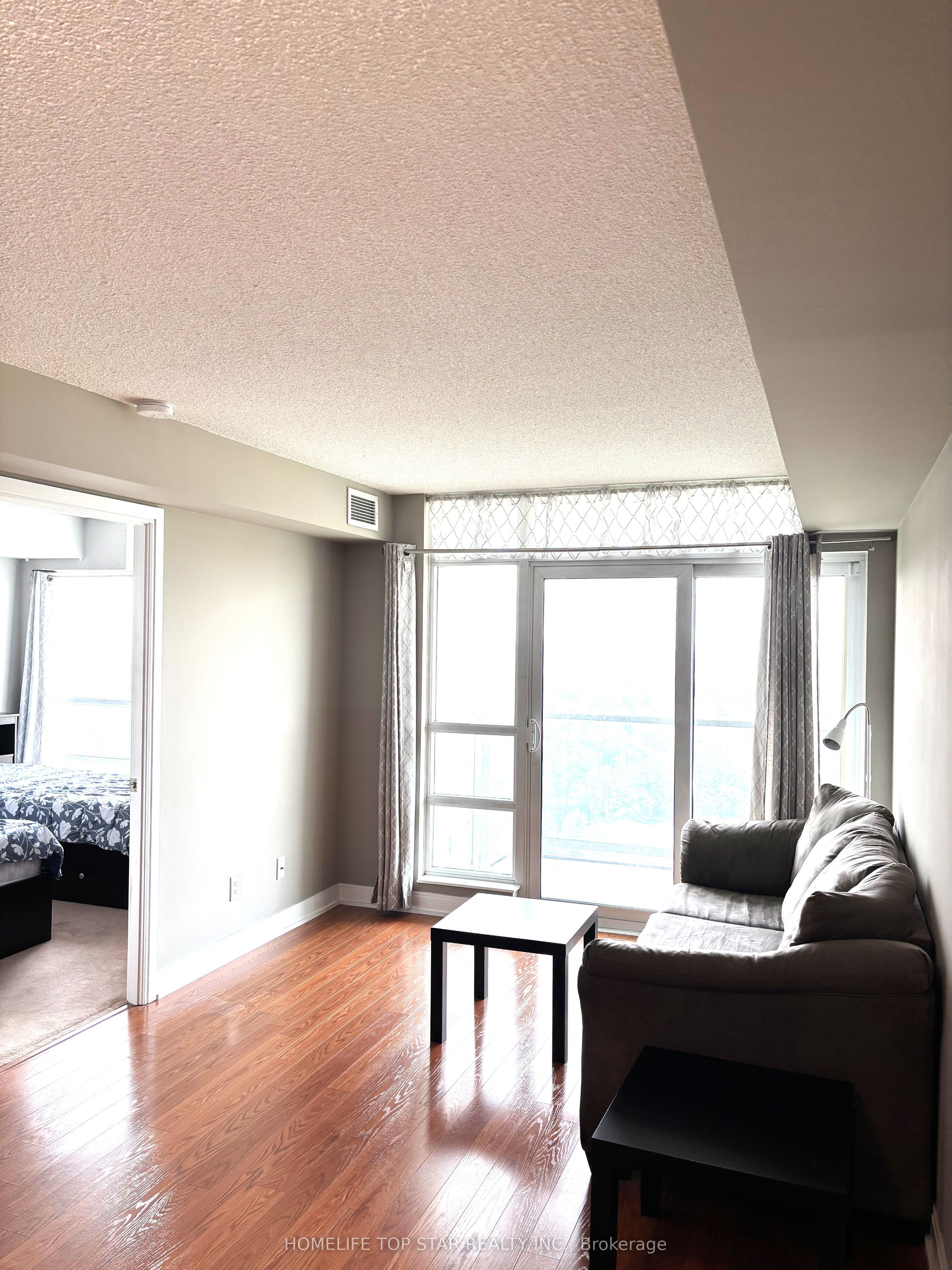 238 Bonis Avenue 2326, Toronto, ON M1T 3W7 photo 4