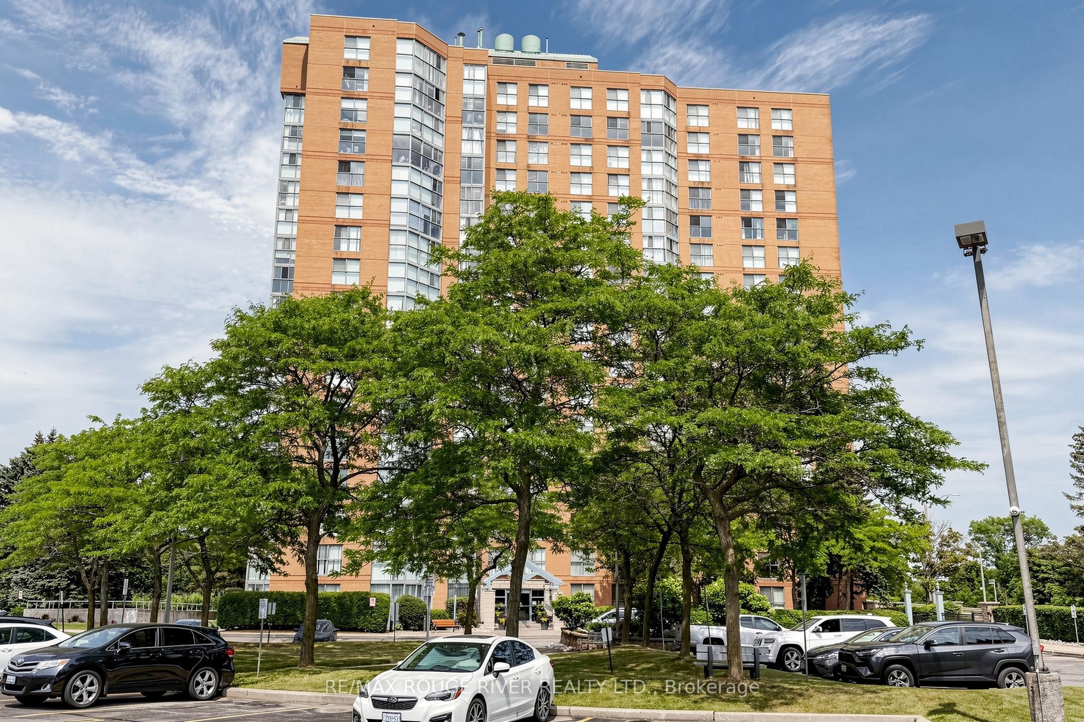 90 Dale Avenue 1603, Toronto, ON M1J 3N4 photo 2