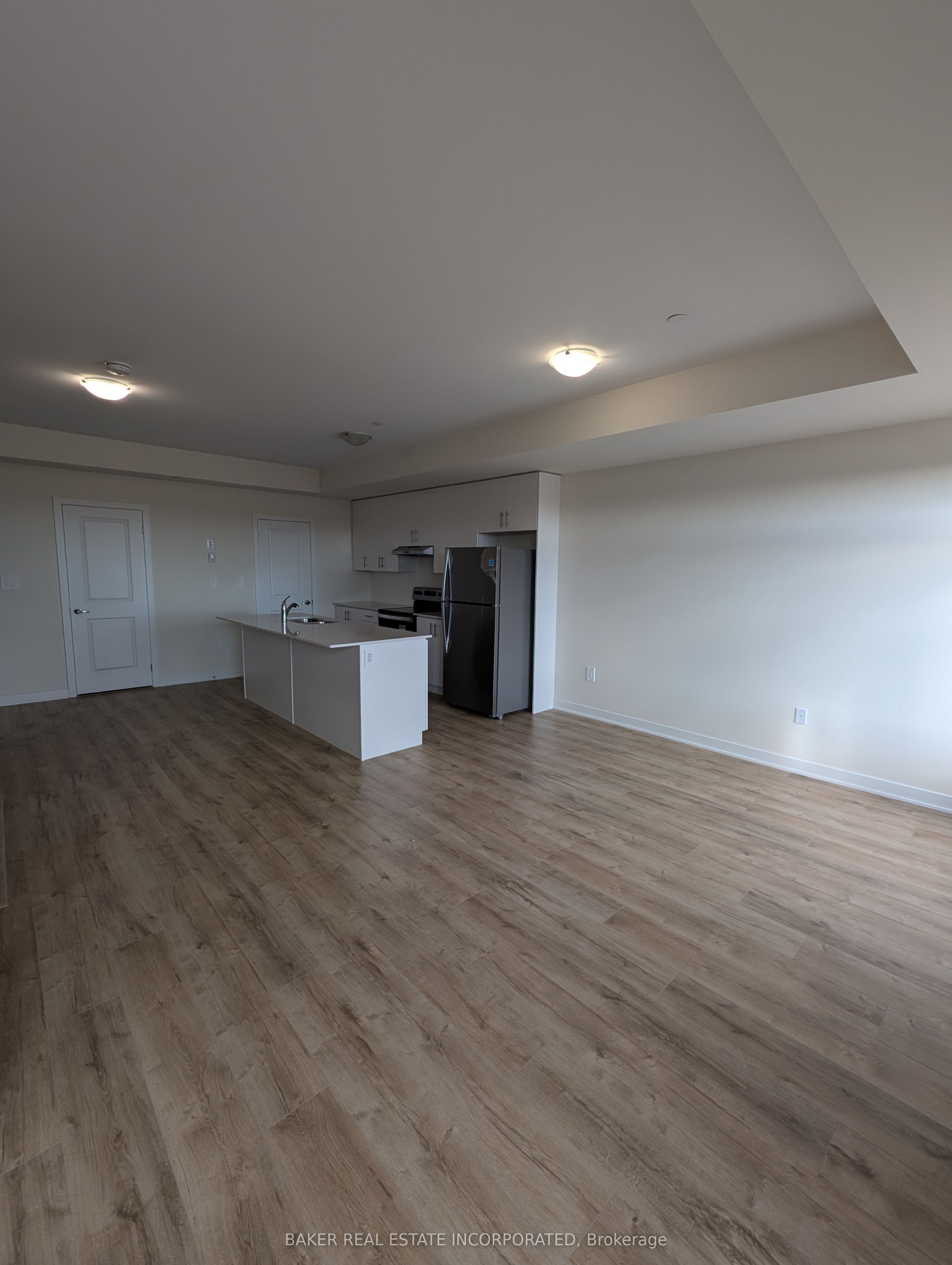755 Omega Drive S 328, Pickering, ON L1V 0H1 photo 3