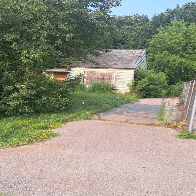 11 Centre Street, Toronto, ON M1J 3B4 photo 5
